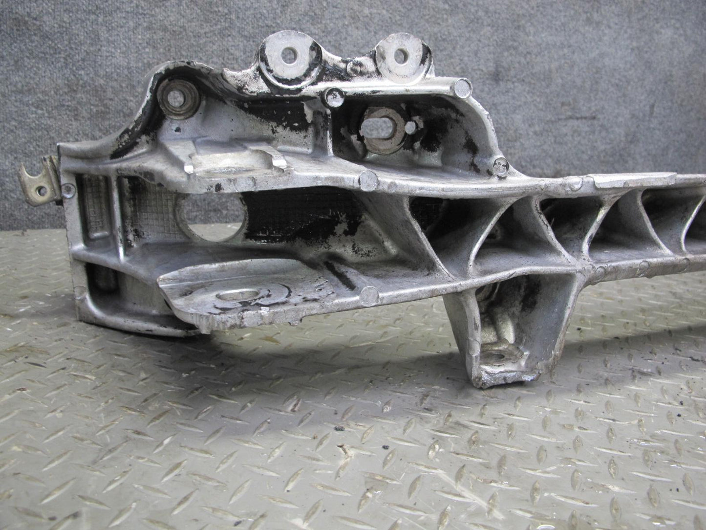92-00 Lexus JZZ31L SC400 SC300 Front Engine Subframe Crossmember OEM