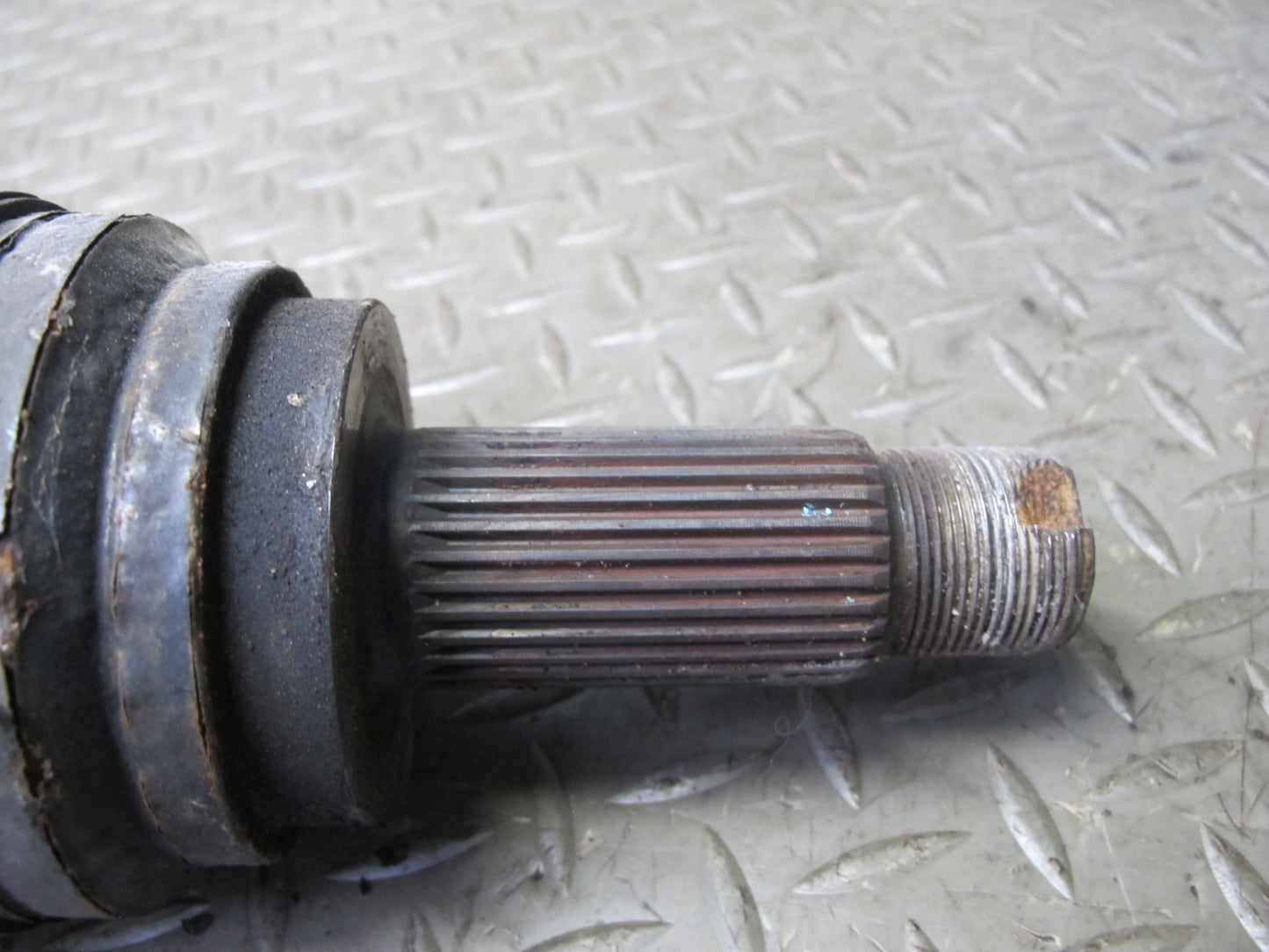 2010-2014 BMW E71 X6M AWD Front Right Suspension Axle Shaft