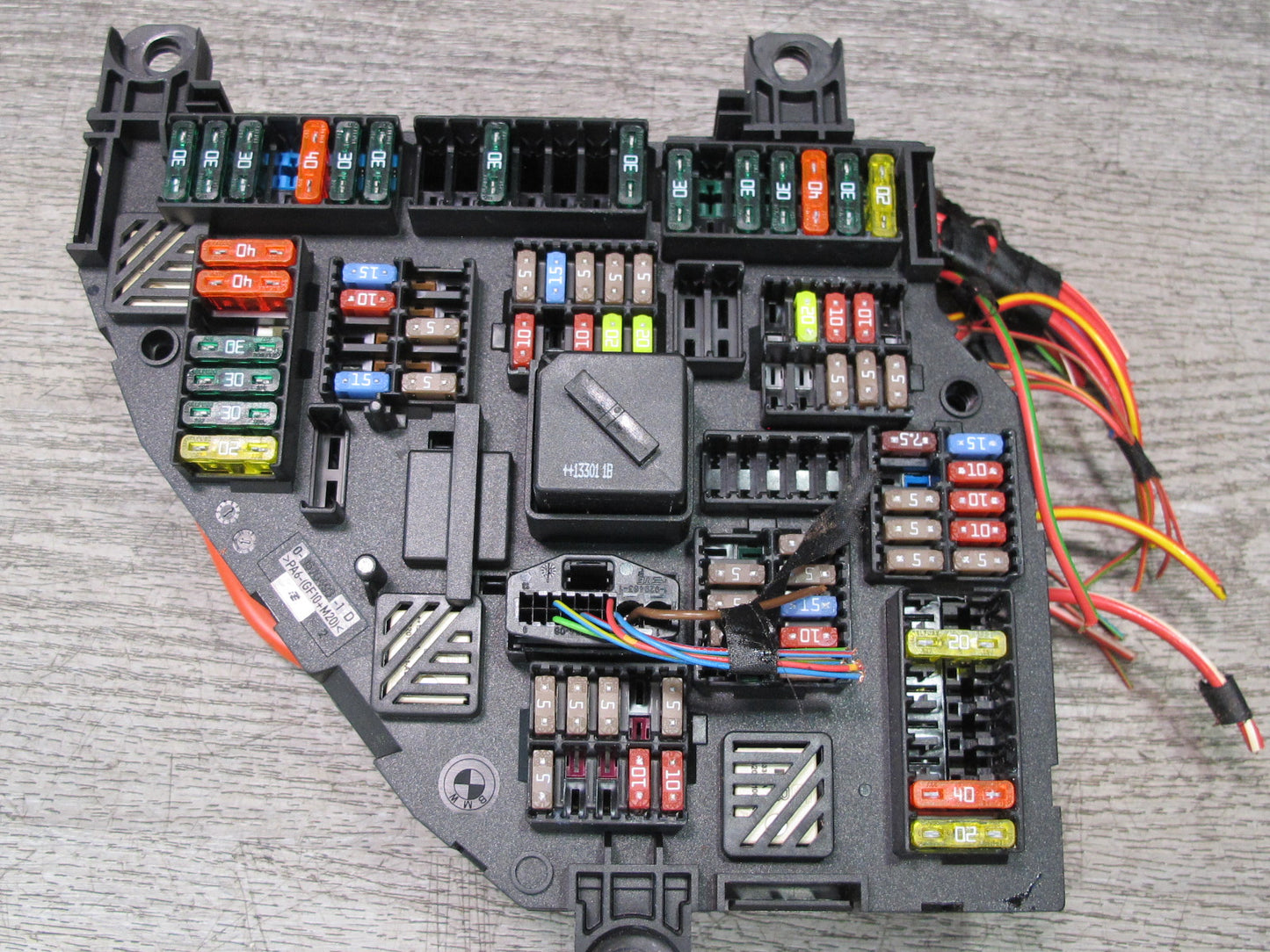 2012-2015 BMW F12 F13 F06 M6 Rear Power Distribution Fuse Box Module