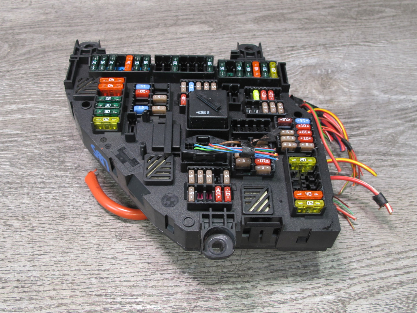 2012-2015 BMW F12 F13 F06 M6 Rear Power Distribution Fuse Box Module