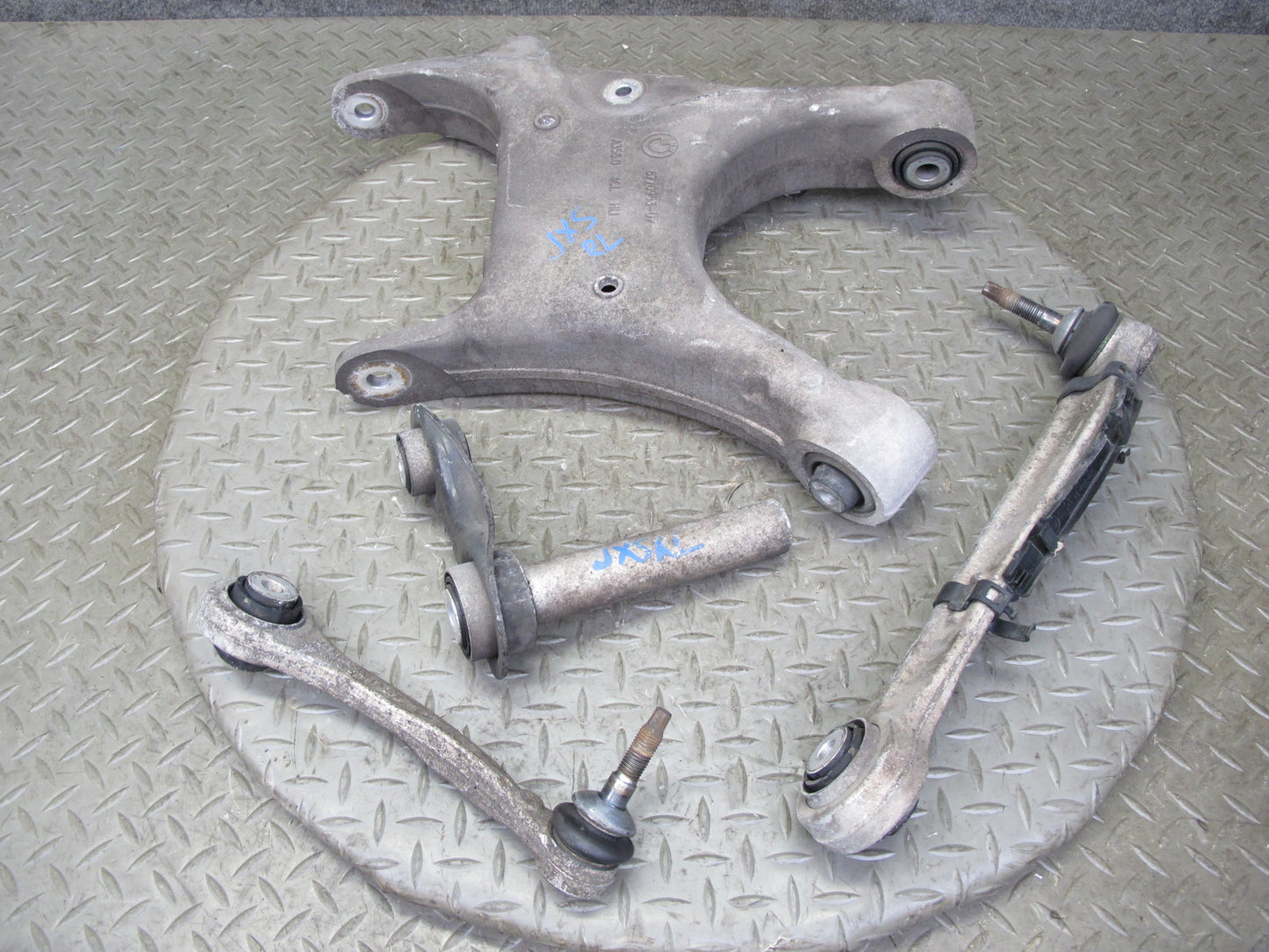 2010-2014 BMW E71 X6M Rear Left Suspension Control Arm Set of 4