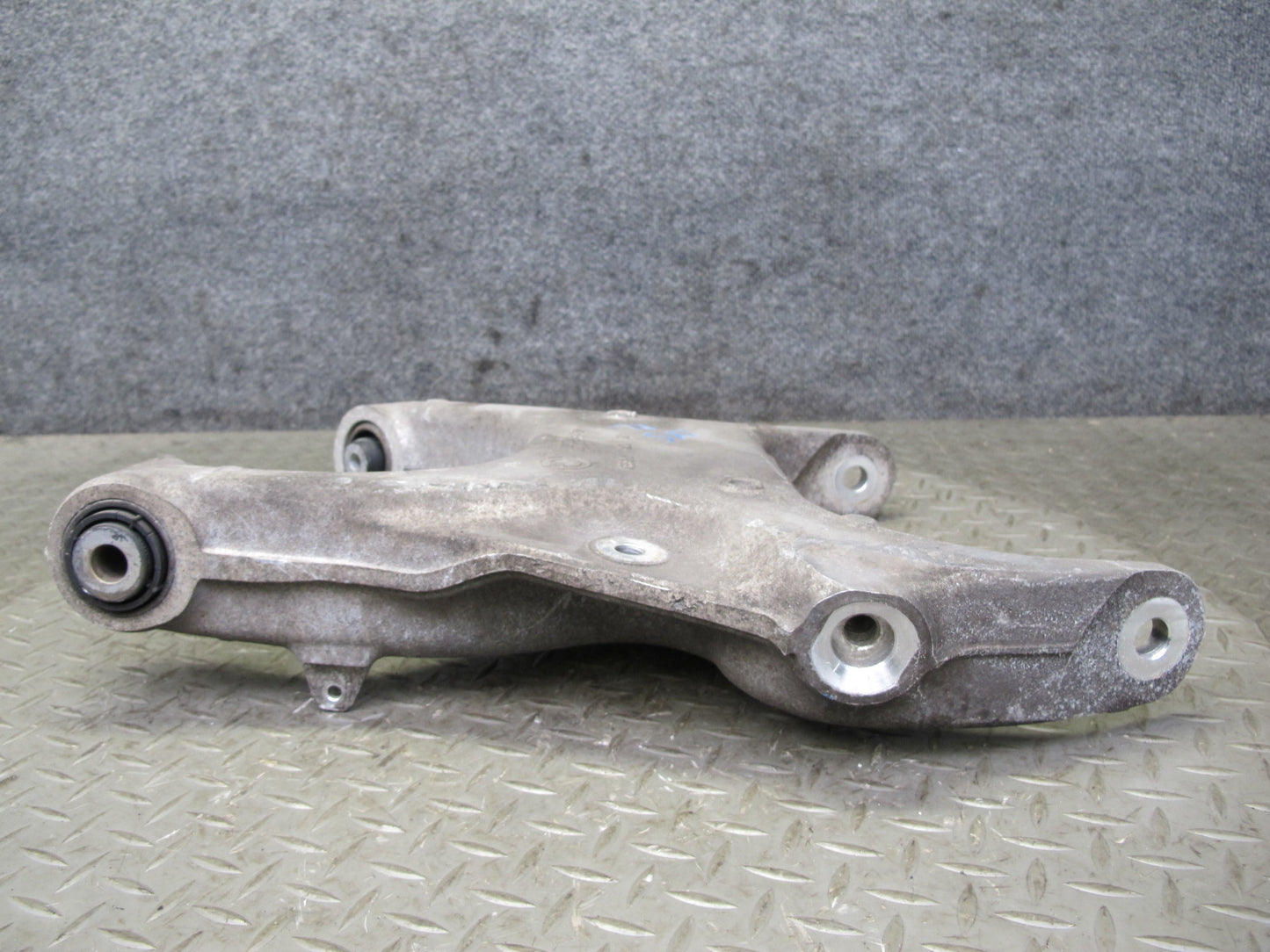 2010-2014 BMW E71 X6M Rear Left Suspension Control Arm Set of 4