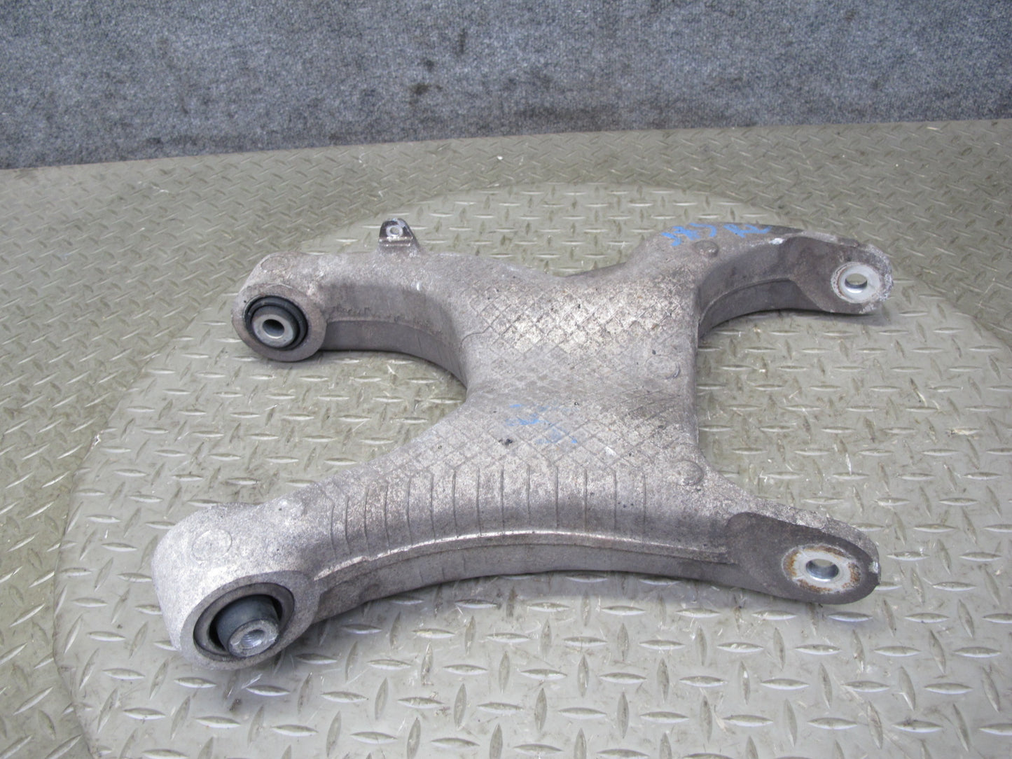 2010-2014 BMW E71 X6M Rear Left Suspension Control Arm Set of 4