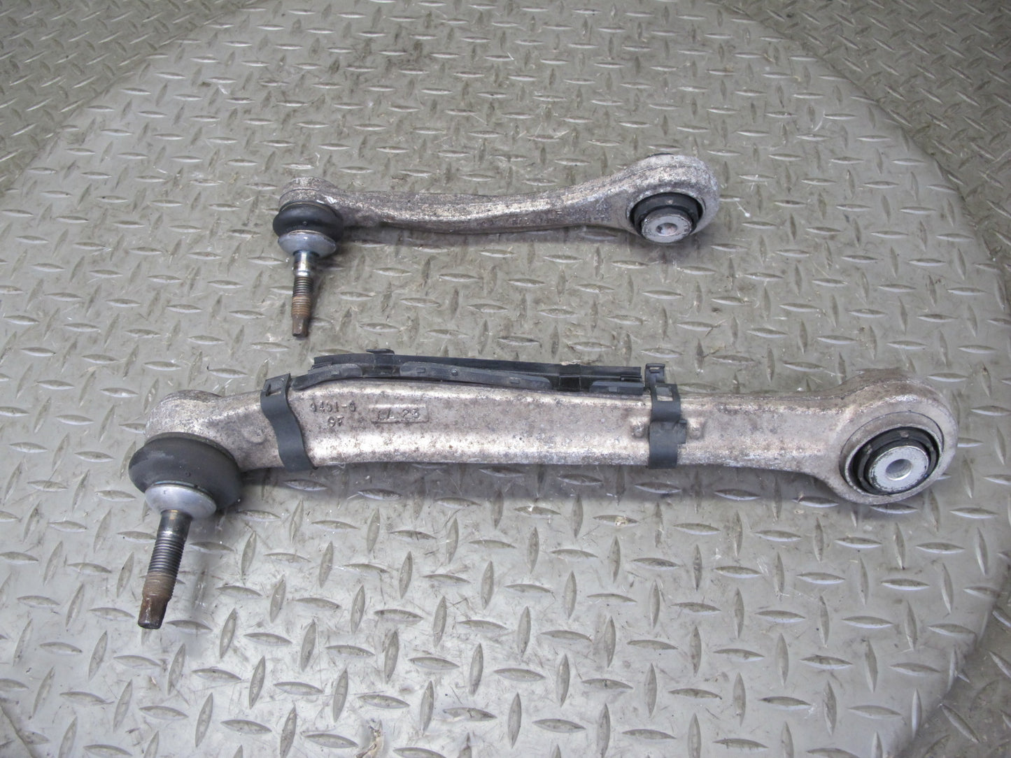 2010-2014 BMW E71 X6M Rear Left Suspension Control Arm Set of 4