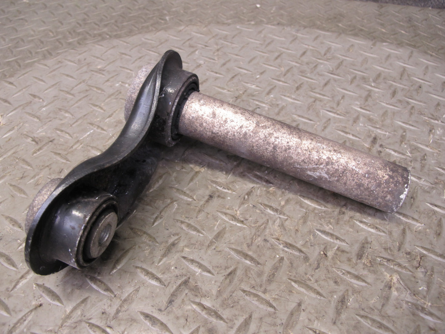 2010-2014 BMW E71 X6M Rear Left Suspension Control Arm Set of 4
