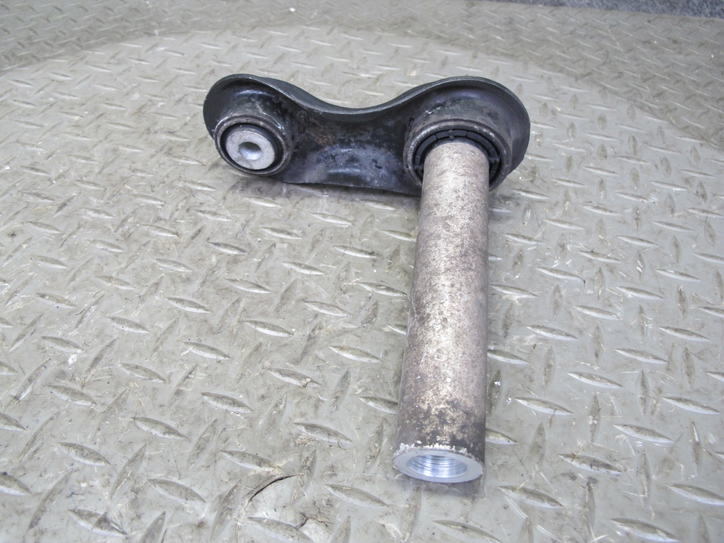 2010-2014 BMW E71 X6M Rear Left Suspension Control Arm Set of 4