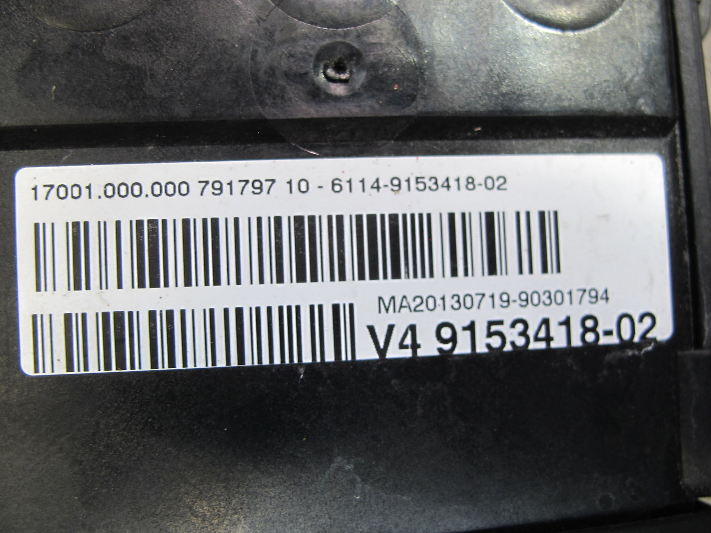 2012-2015 BMW F12 F13 F06 M6 Battery Power B+ Distribution Point Control Module