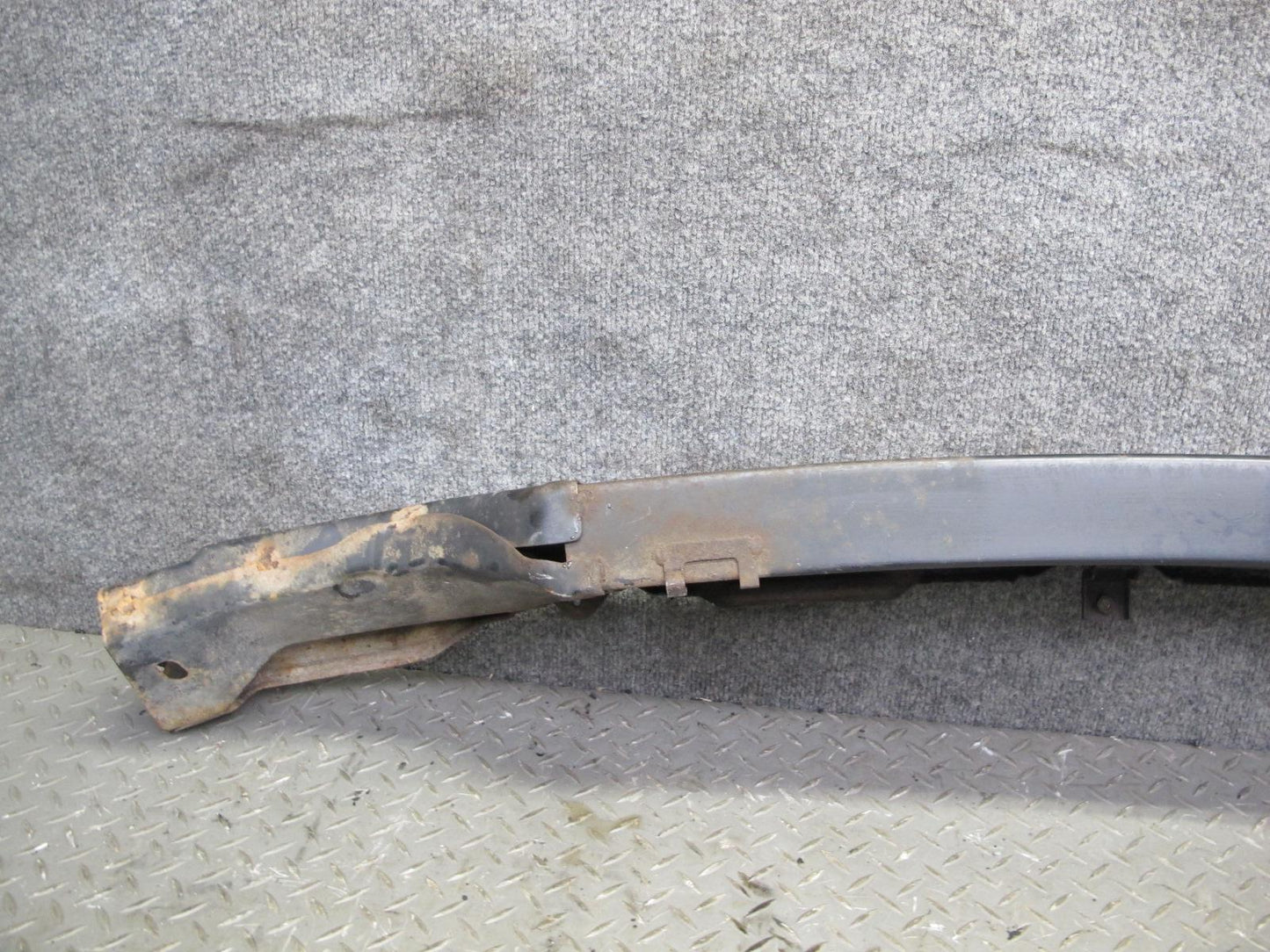 1998-2002 Lexus J100 LX470 Front Bumper Reinforcement Impact Crash Bar