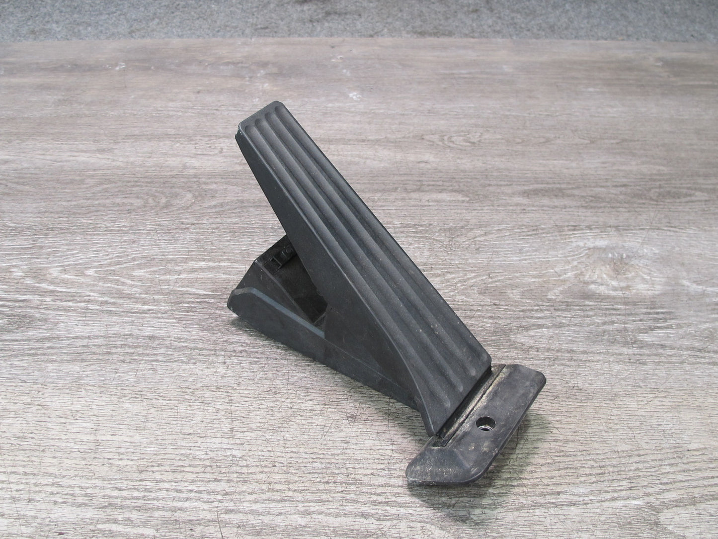 2012-2018 BMW F12 F13 F06 M6 A/T Gas Acceleration Pedal 6860784