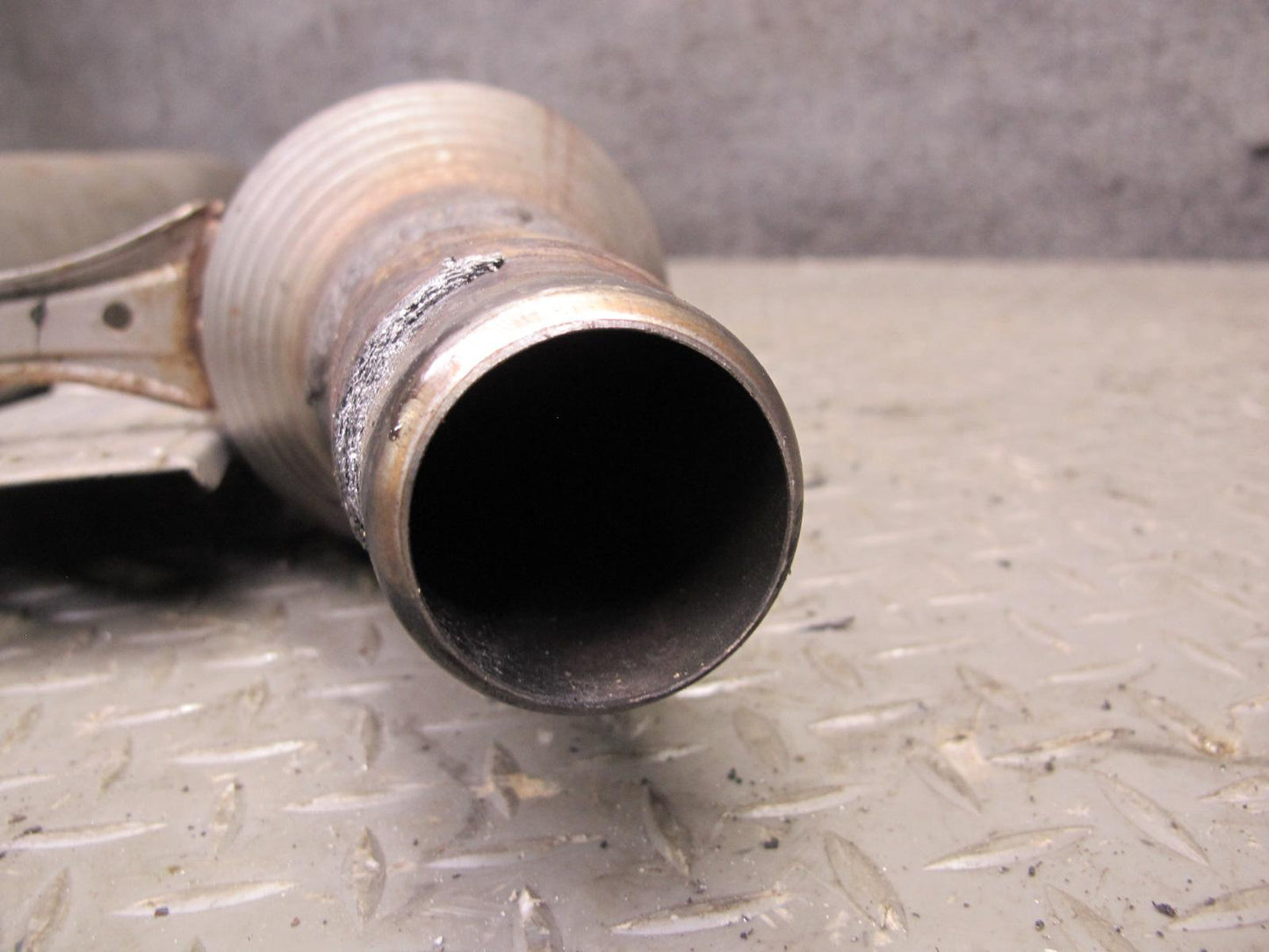 01-06 Lexus LS430 UCF30L Center Exhaust Pipe OEM