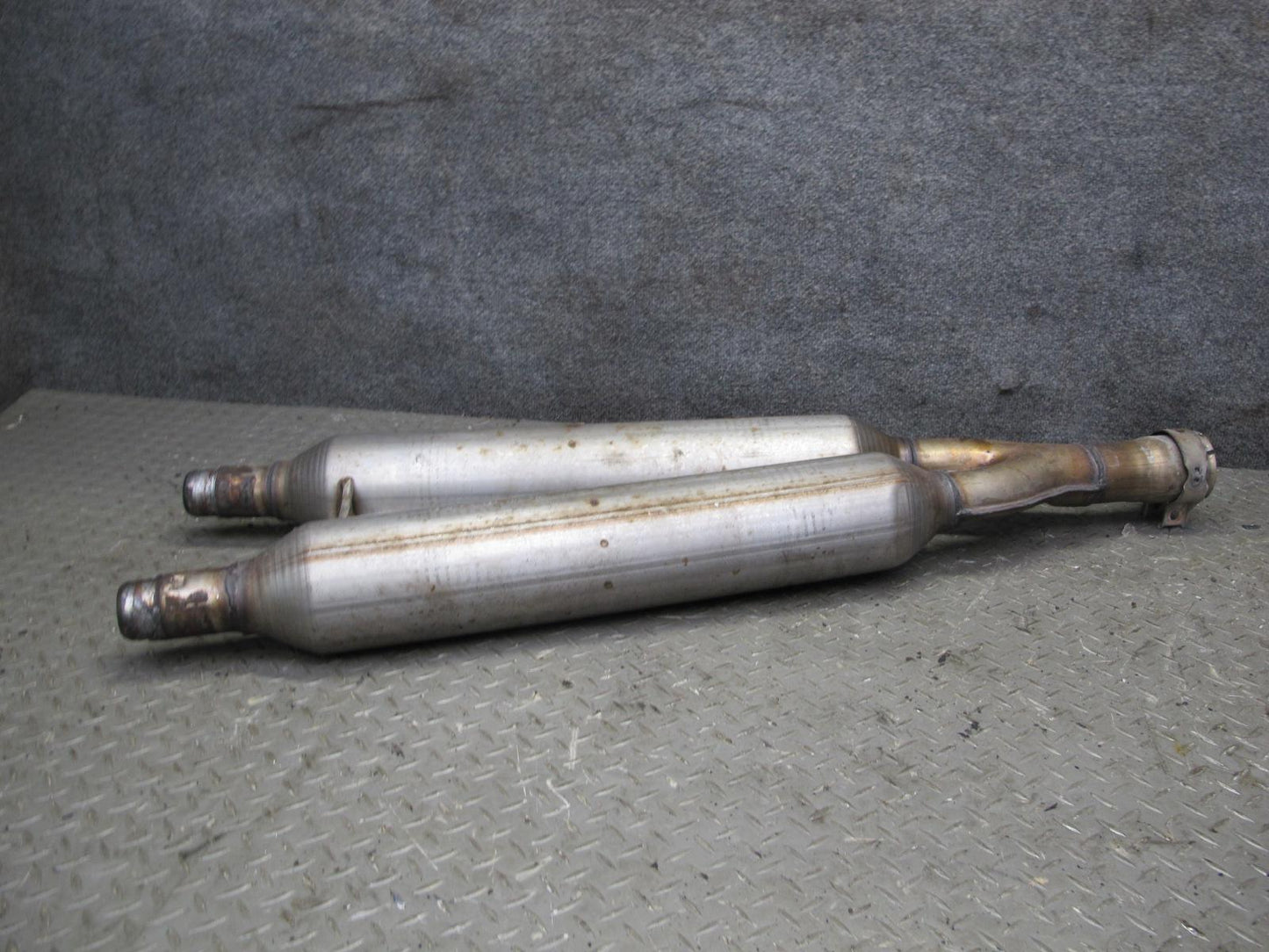 01-06 Lexus LS430 UCF30L Center Exhaust Pipe OEM