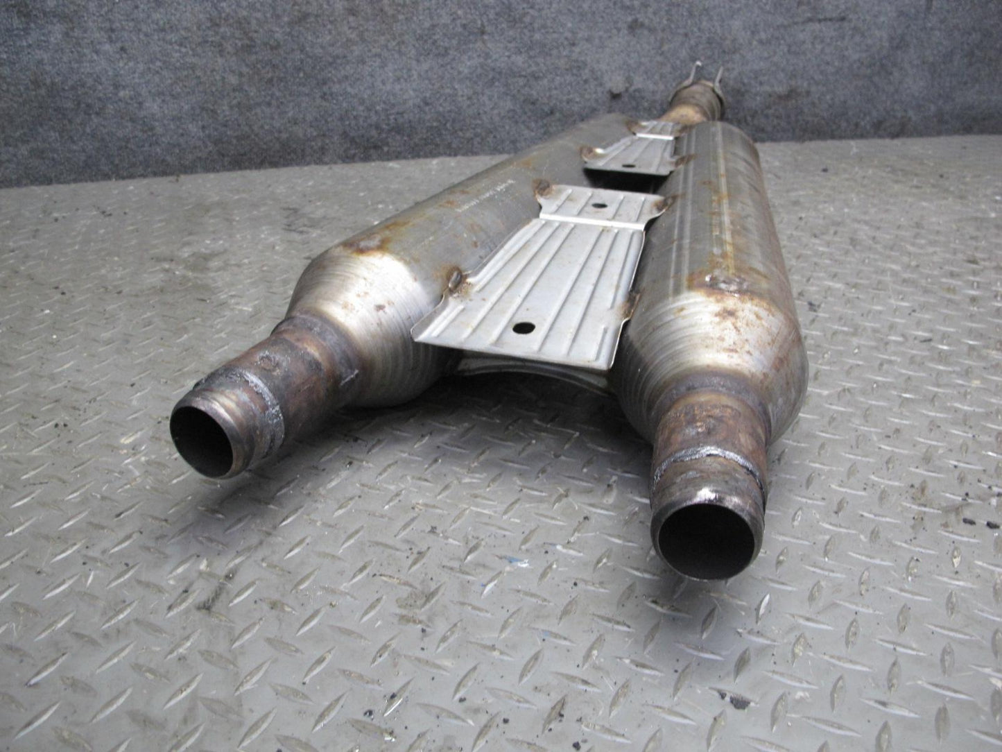 01-06 Lexus LS430 UCF30L Center Exhaust Pipe OEM