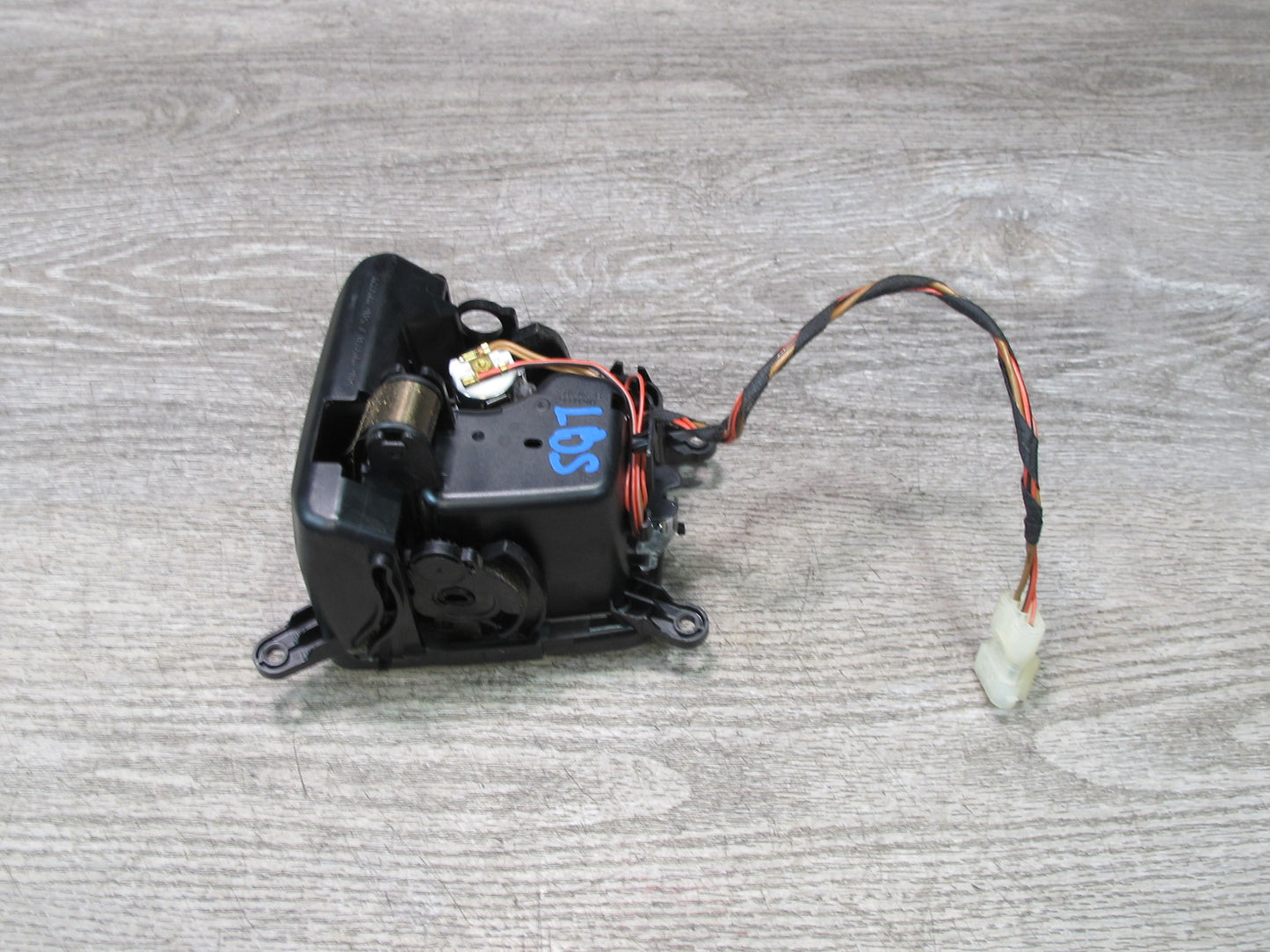 2012-2018 BMW F12 F13 M6 S63T Front Center Console Ashtray Storage Cubby Trim