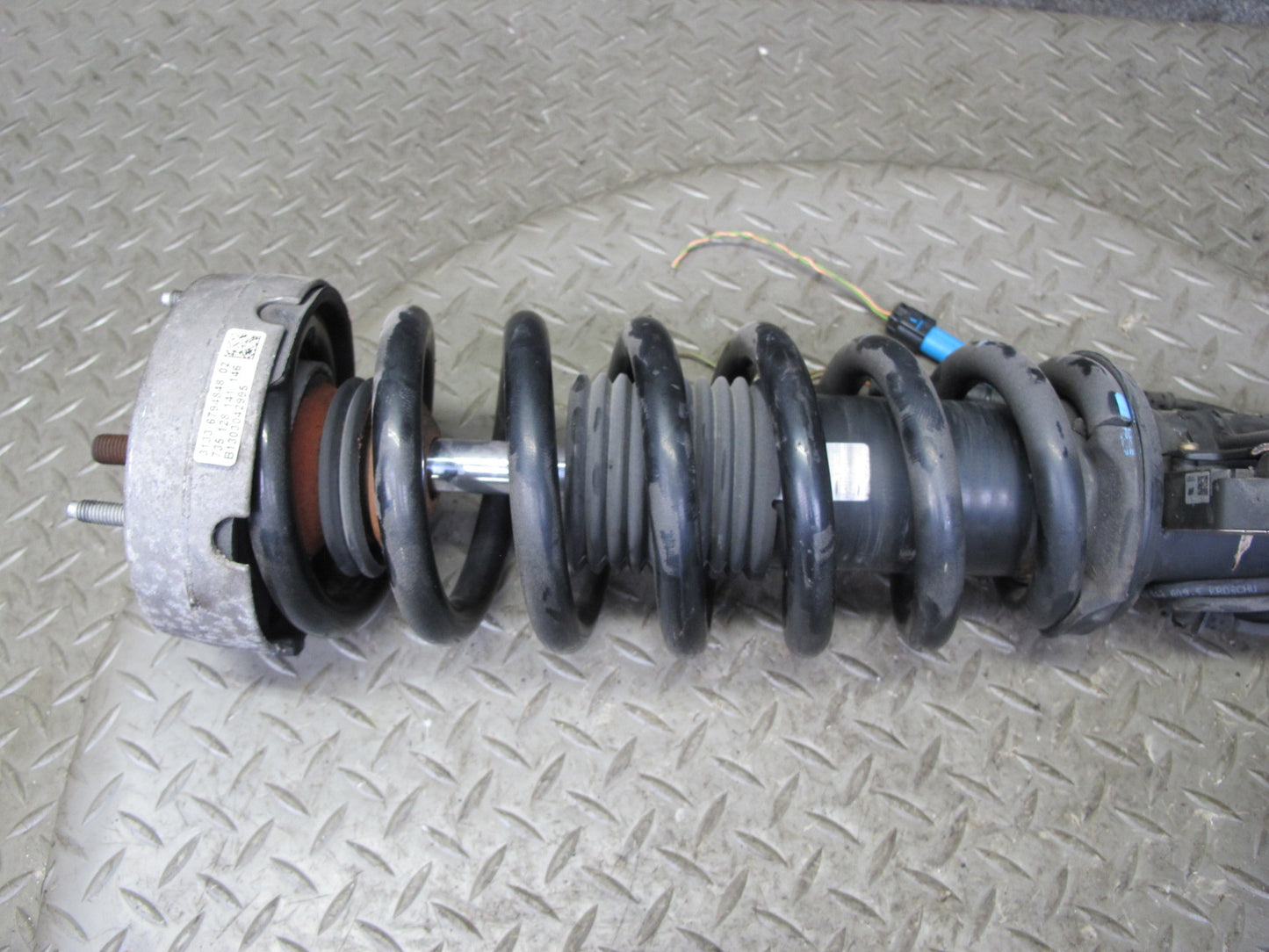 2010-2013 BMW E70 E71 X5M X6M Front VDC Strut Shock Absorber Set of 2 86K Miles
