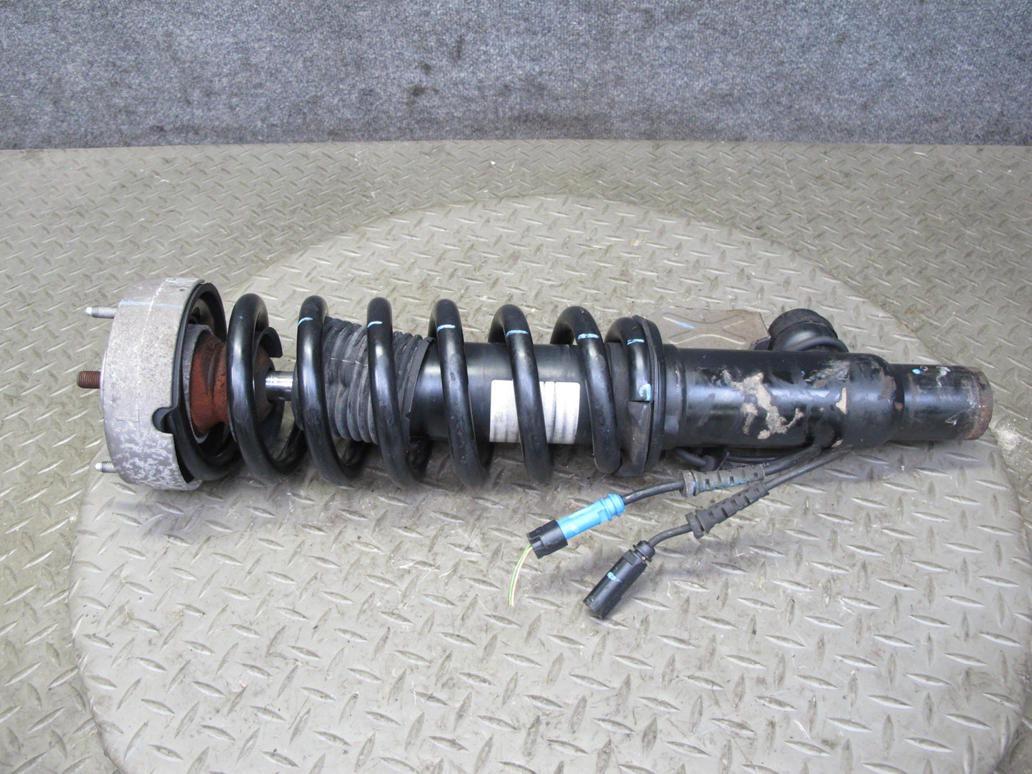 2010-2013 BMW E70 E71 X5M X6M Front VDC Strut Shock Absorber Set of 2 86K Miles