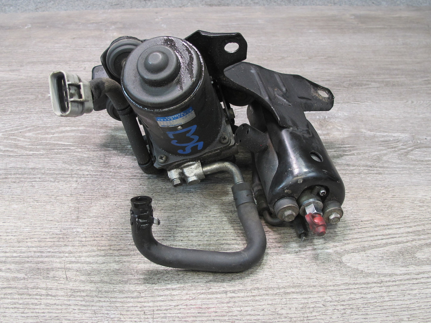 92-95 Lexus JZZ31L SC400 SC300 Anti Lock Brake ABS Pump w Accumulator Assy OEM