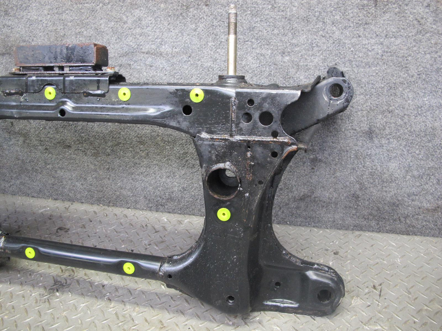 04-06 Lexus UCF30L LS430 Front Suspension Subframe Crossmember Cradle 116K OEM