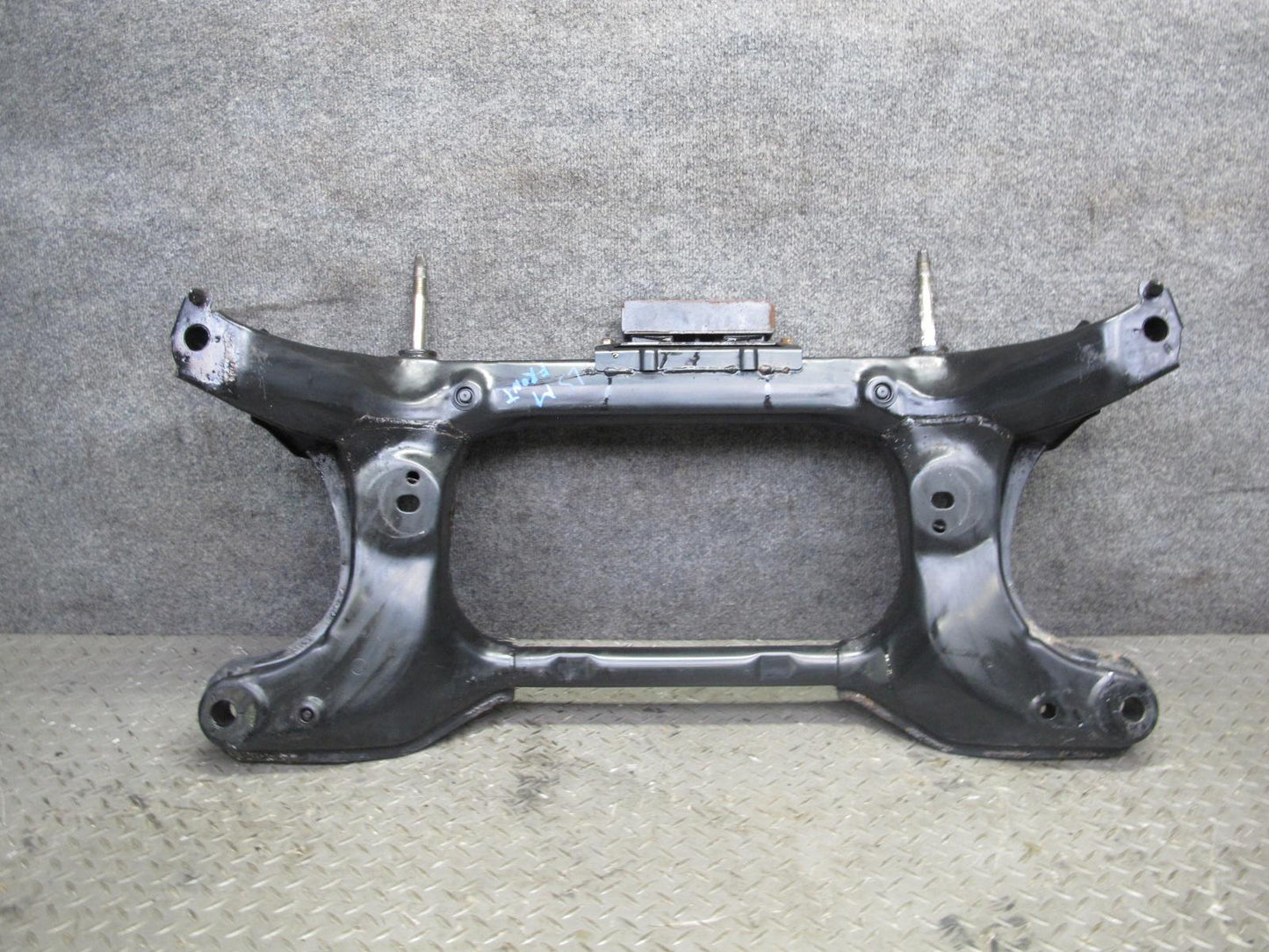 04-06 Lexus UCF30L LS430 Front Suspension Subframe Crossmember Cradle 116K OEM
