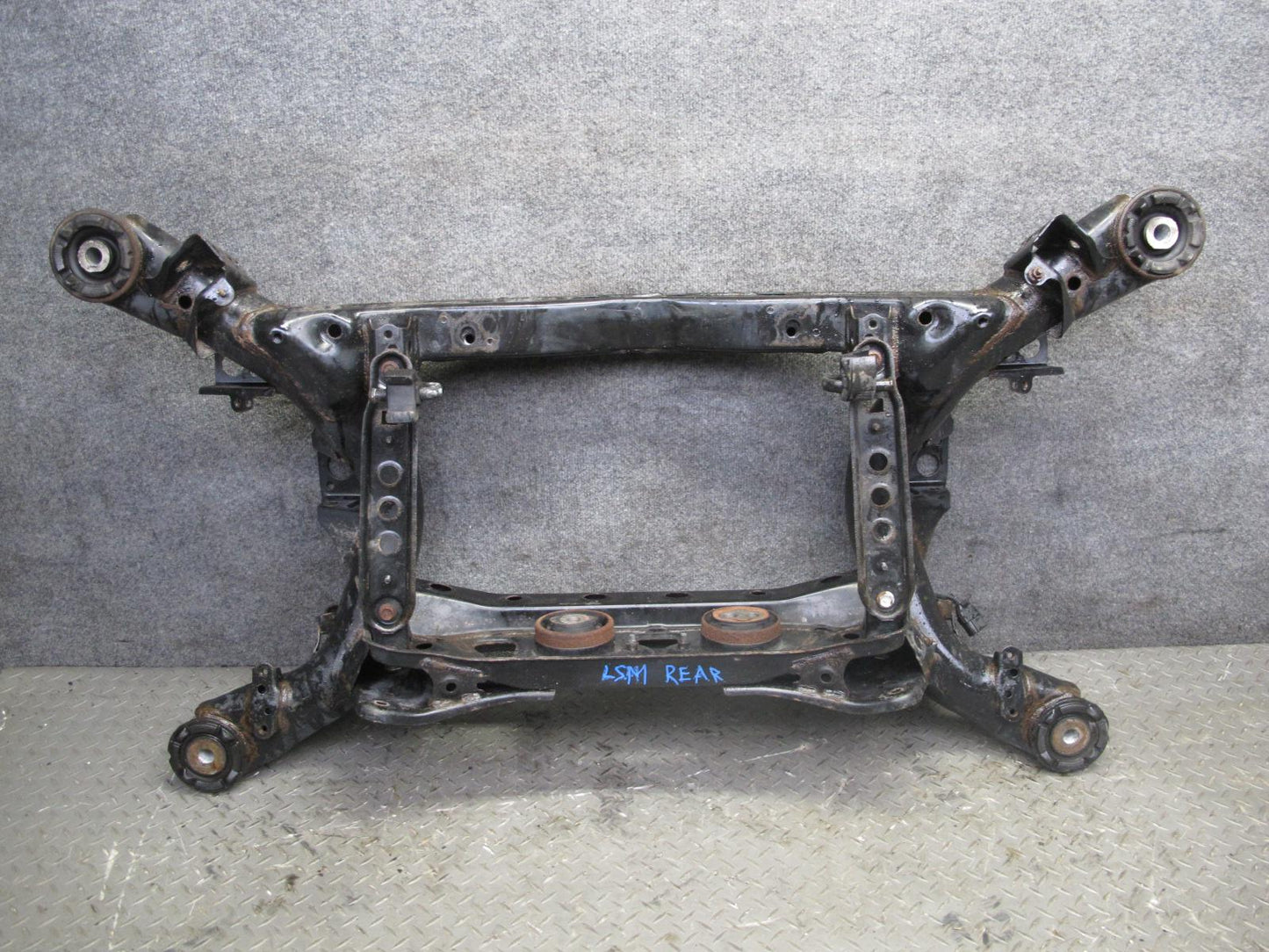01-06 Lexus UCF30L LS430 Rear Suspension Subframe Crossmember Carrier 116K OEM