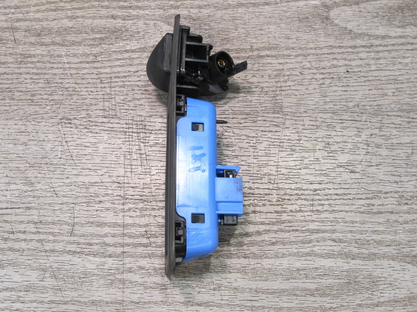 11-17 BMW F25 X3 Rear Trunk Tailgate Handle w Backup Camera OEM