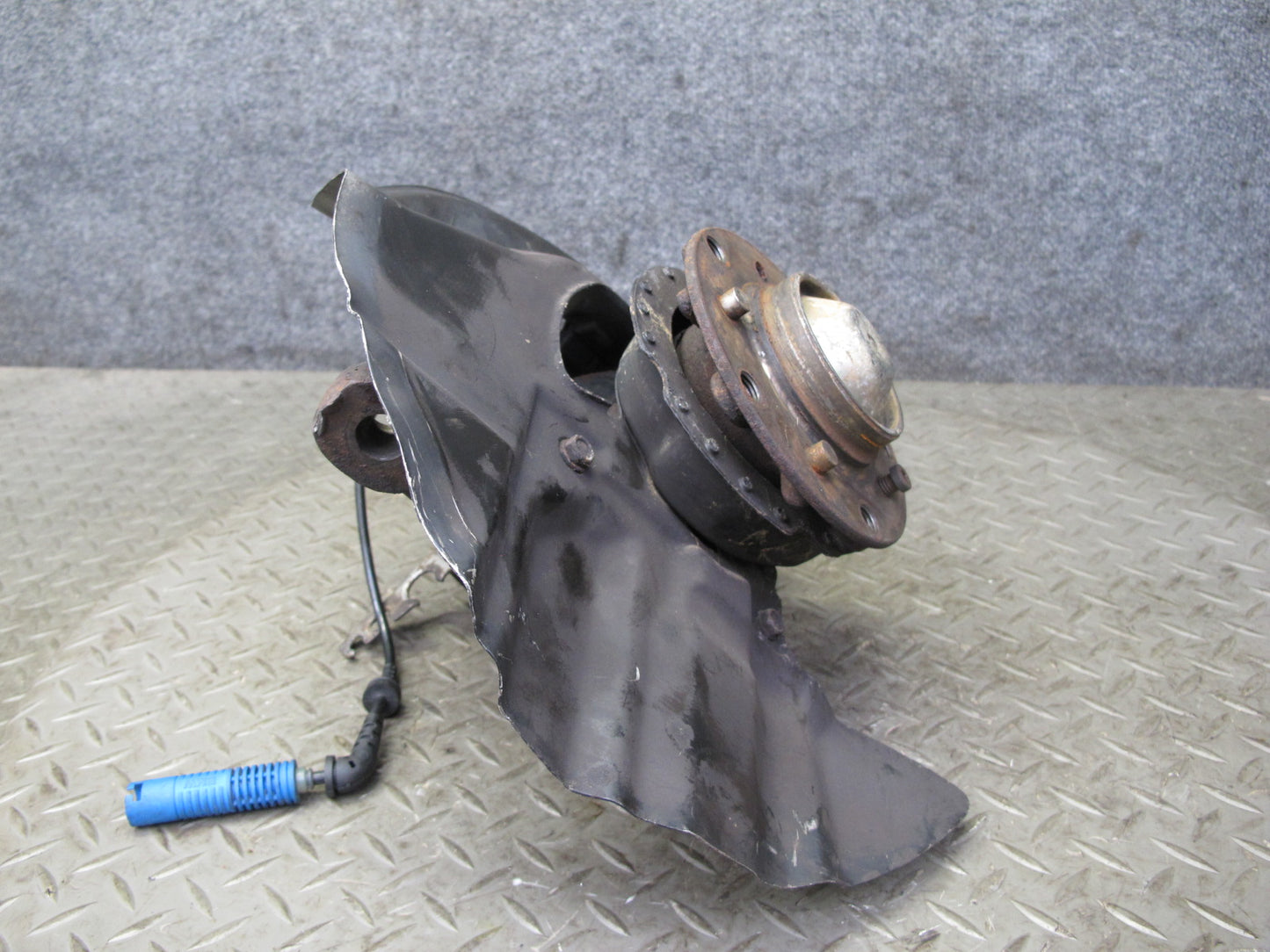 2001-2006 BMW E46 M3 S54 Front Left Side Spindle Knuckle Wheel Hub Bearing