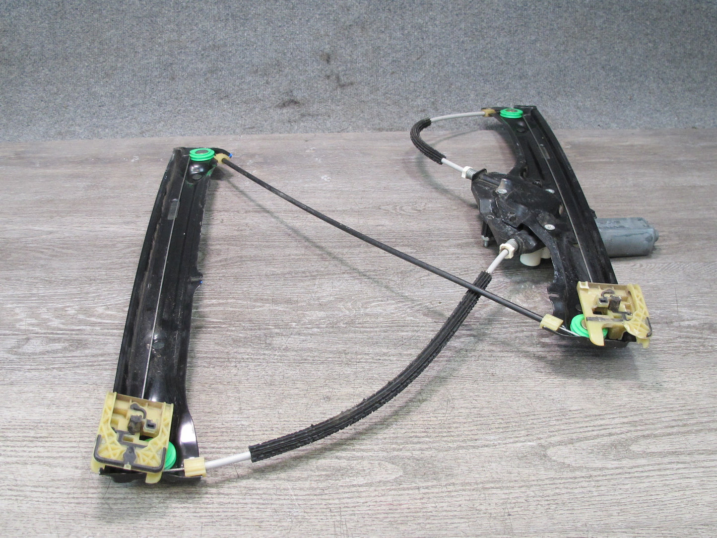 11-17 BMW F25 X3 Front Left Door Window Regulator w Motor 7344669