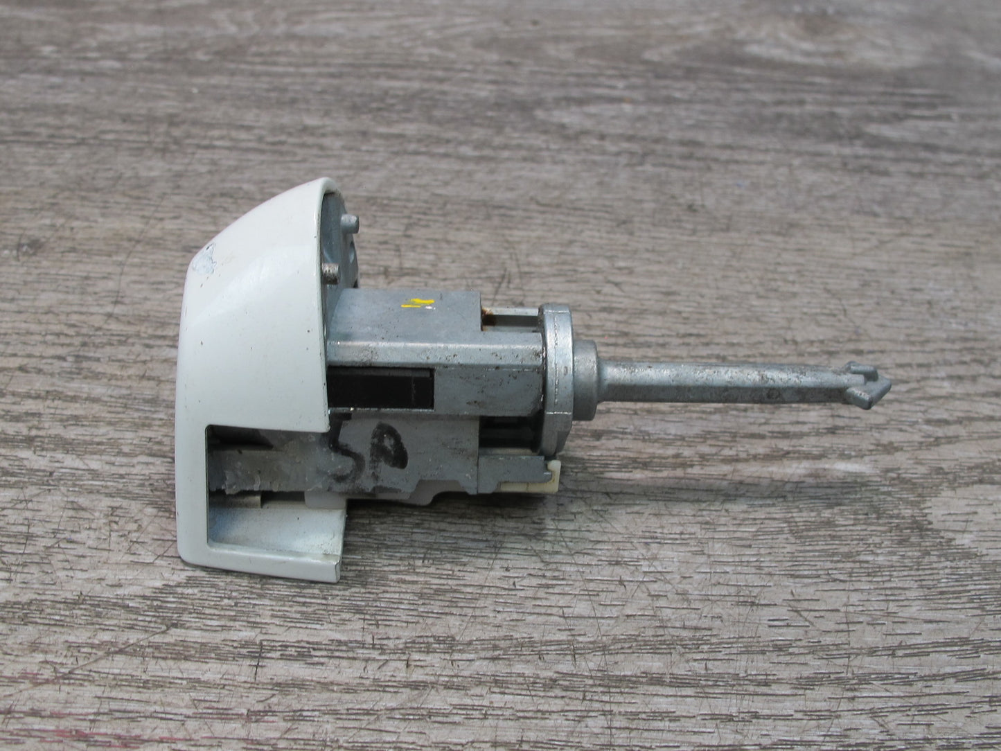 11-17 BMW F25 X3 Front Left Door Exterior Handle w Lock Cylinder OEM