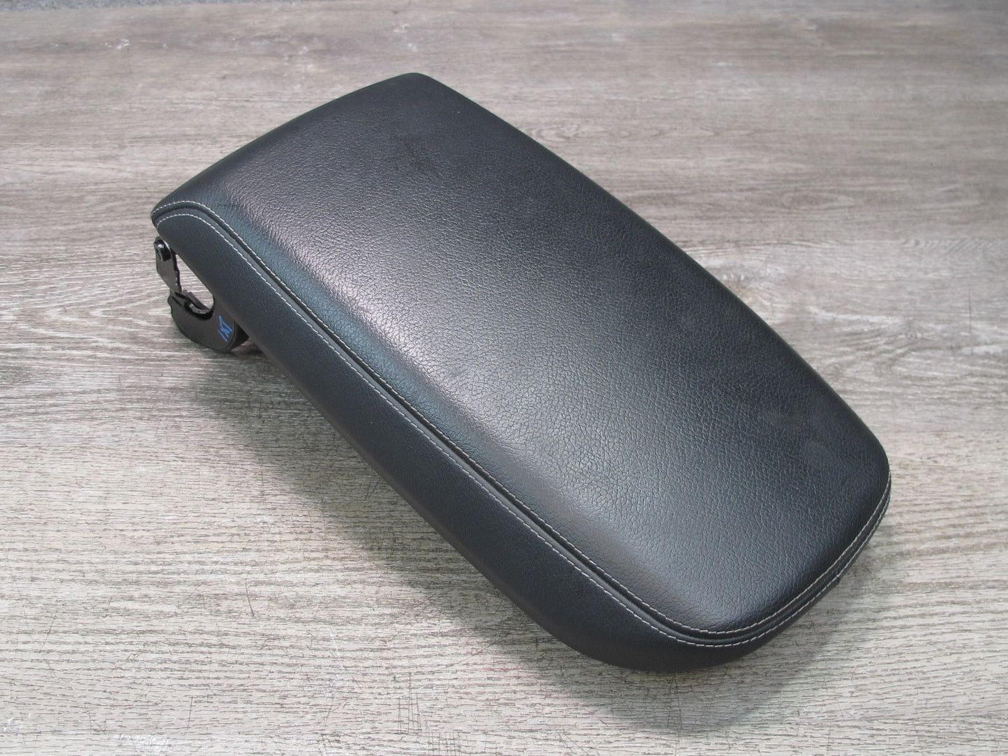 11-17 BMW F25 X3 Center Console Leather Armrest Lid Cover OEM
