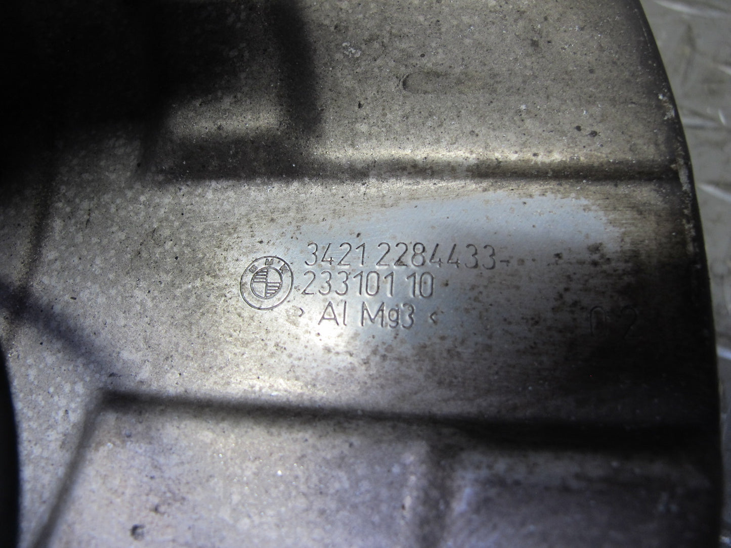2012-2018 BMW F12 F13 M6 S63T Rear Left Side Spindle Knuckle Wheel Hub Bearing