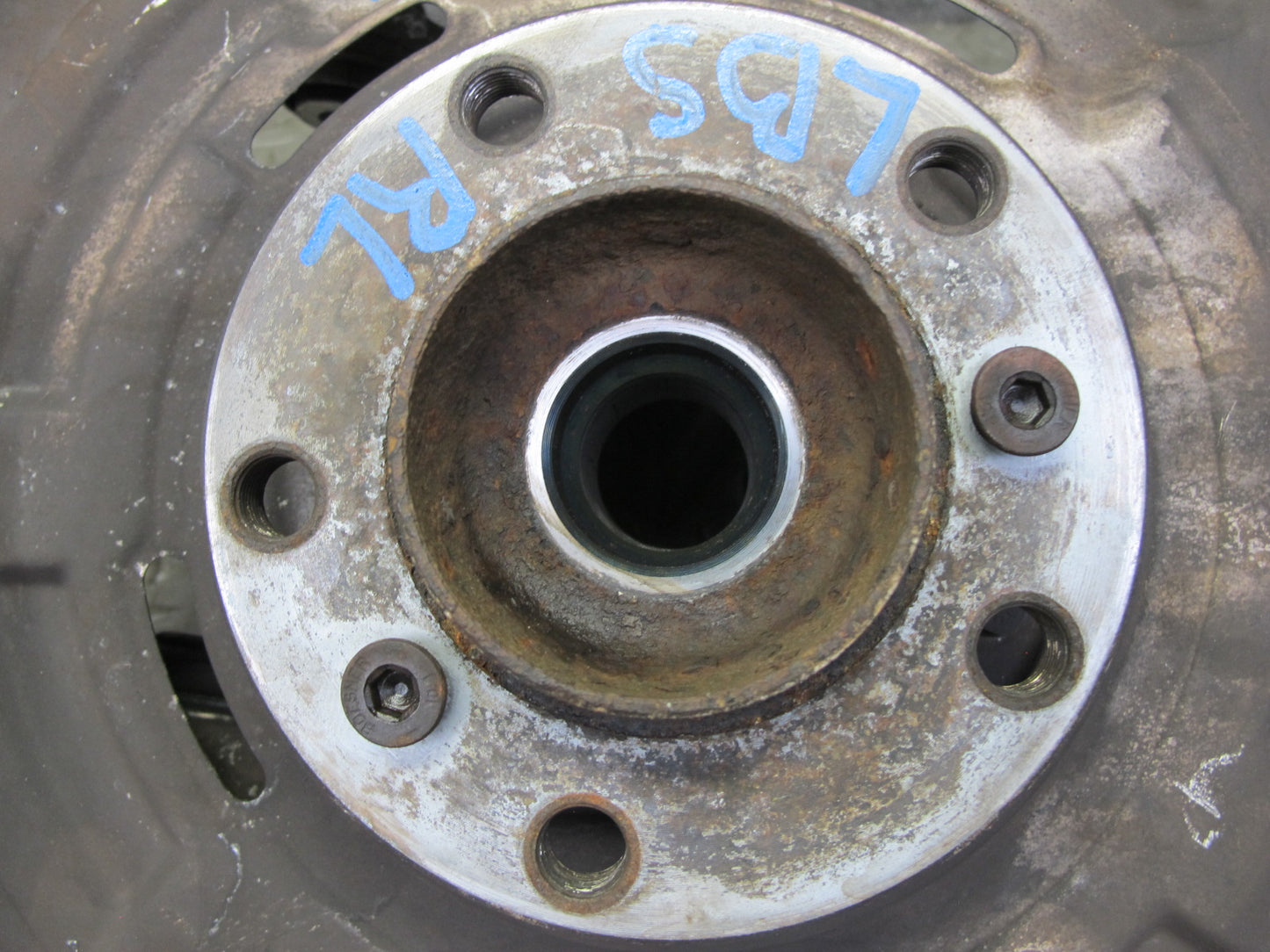 2012-2018 BMW F12 F13 M6 S63T Rear Left Side Spindle Knuckle Wheel Hub Bearing