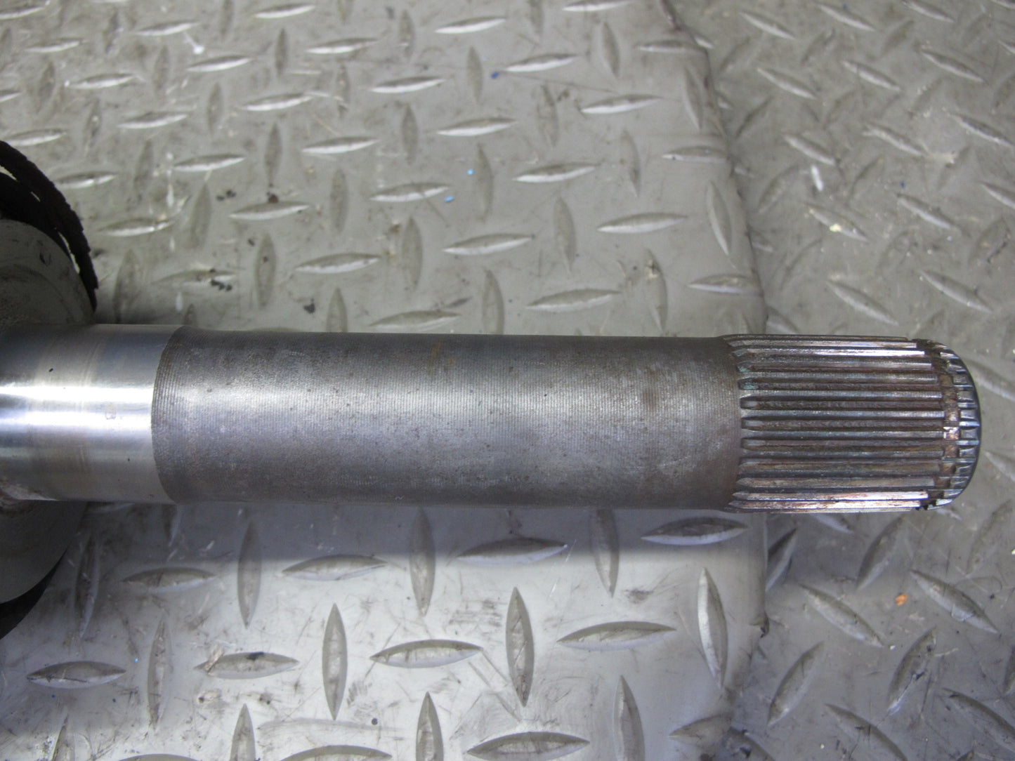 1998-2007 Lexus J100 LX470 AWD Front Right Pass Side Suspension Axle Shaft