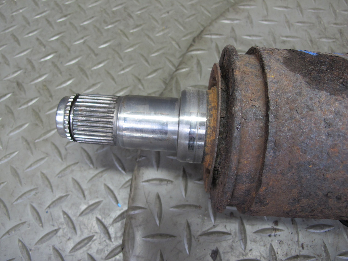 1998-2007 Lexus J100 LX470 AWD Front Right Pass Side Suspension Axle Shaft