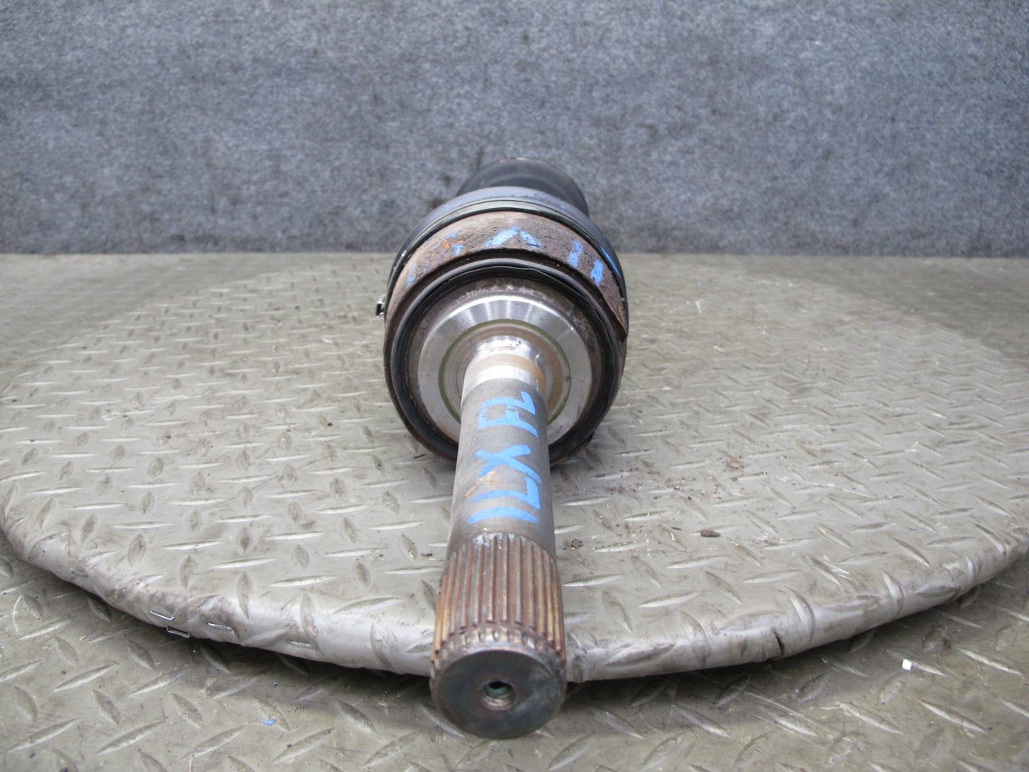 1998-2007 Lexus UZJ100L LX470 AWD Front Left Driver Side Suspension Axle Shaft