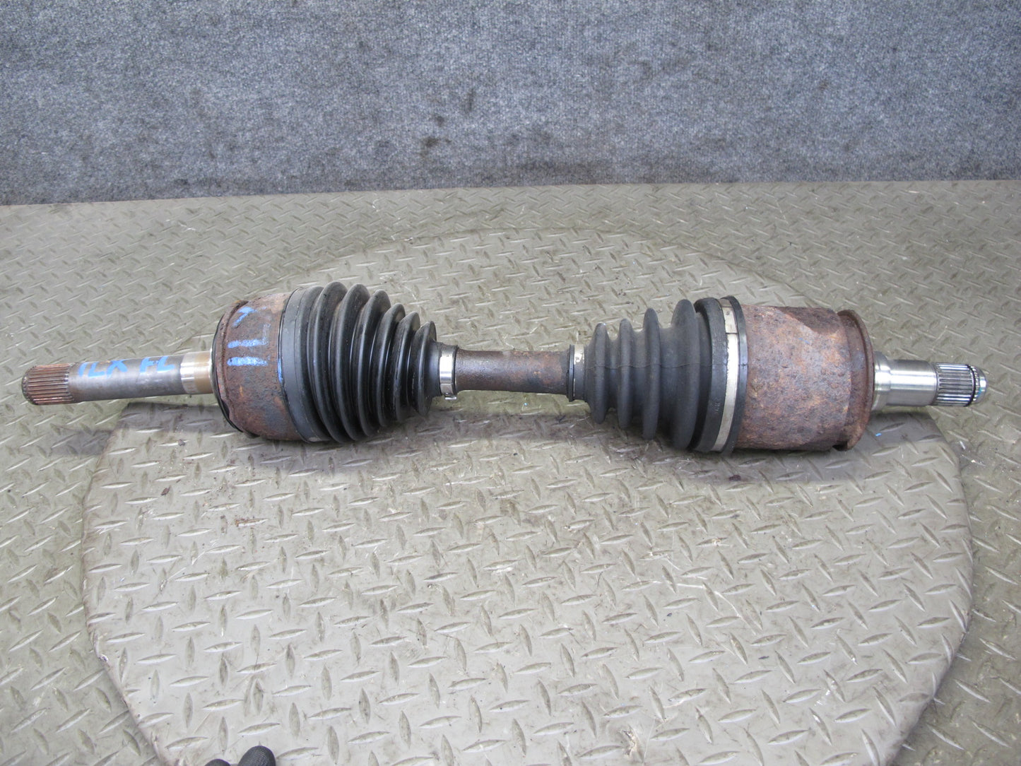 1998-2007 Lexus UZJ100L LX470 AWD Front Left Driver Side Suspension Axle Shaft