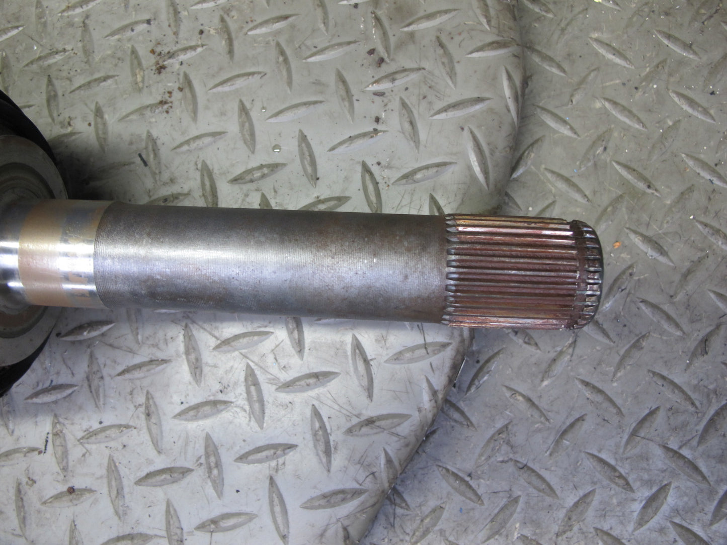 1998-2007 Lexus UZJ100L LX470 AWD Front Left Driver Side Suspension Axle Shaft