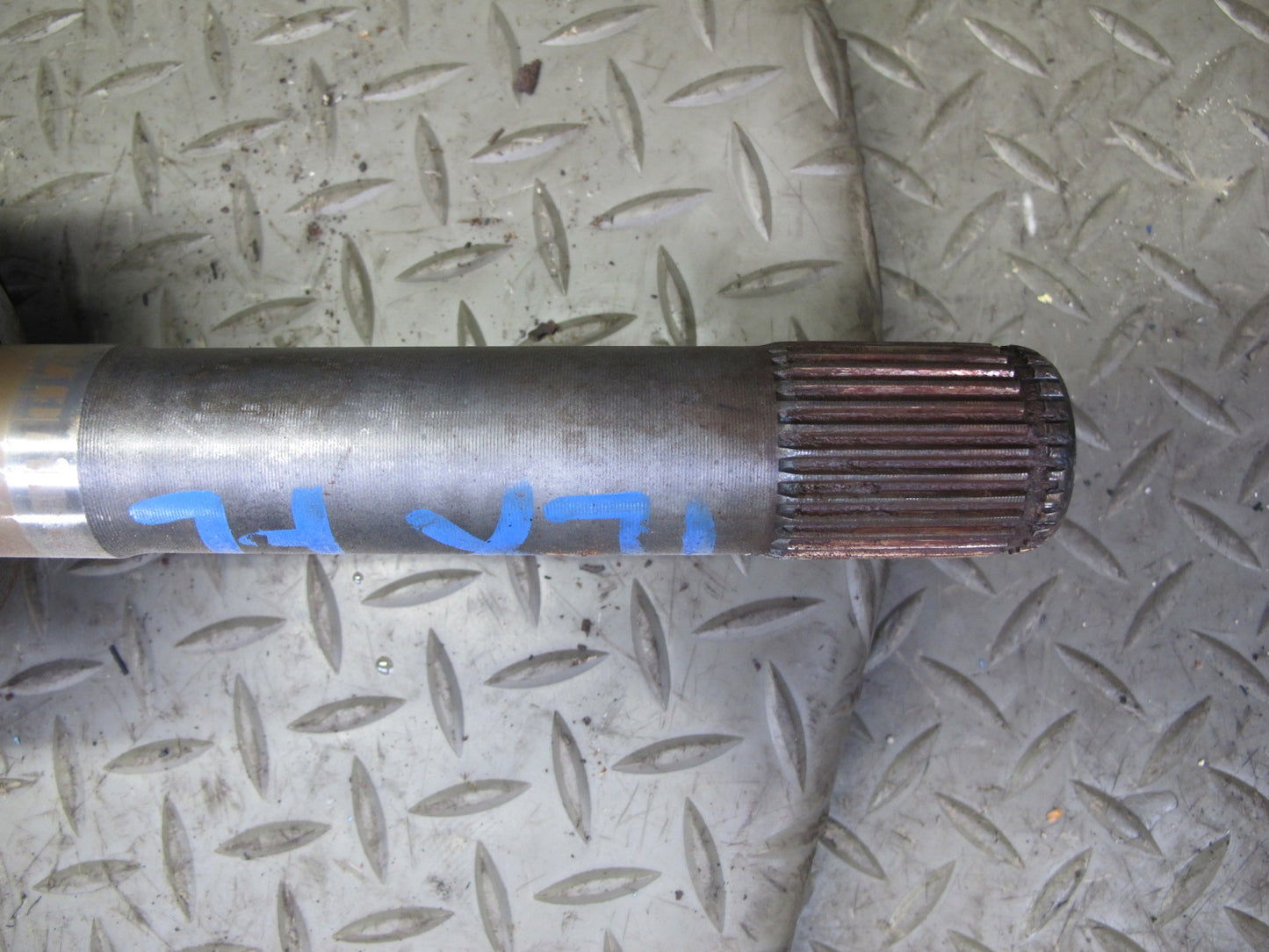 1998-2007 Lexus UZJ100L LX470 AWD Front Left Driver Side Suspension Axle Shaft