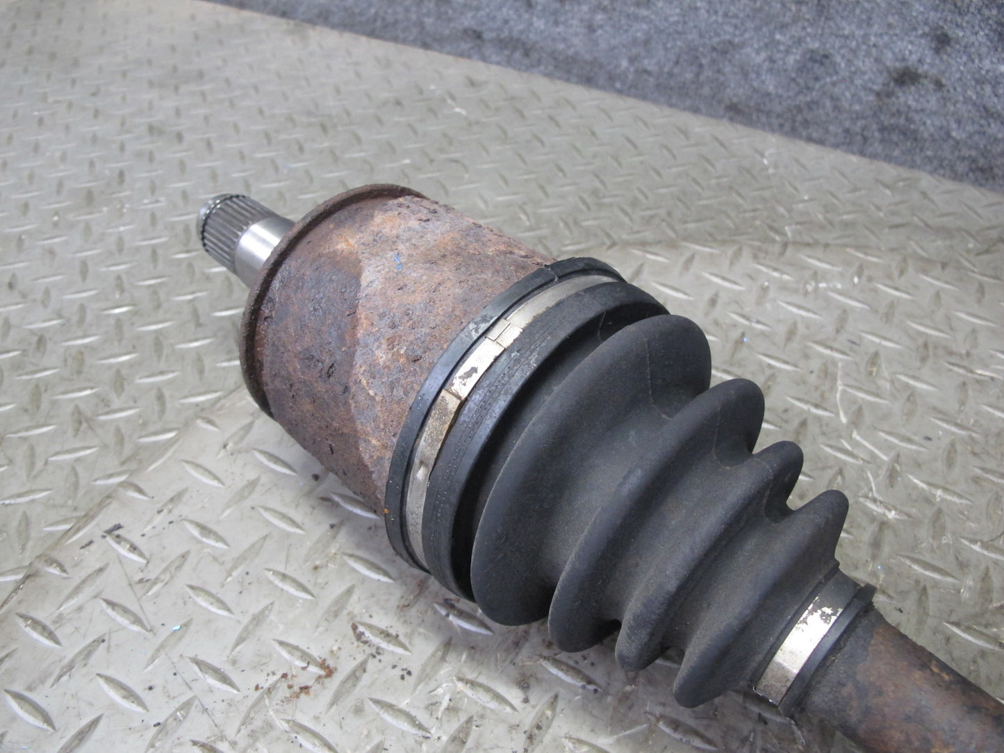 1998-2007 Lexus UZJ100L LX470 AWD Front Left Driver Side Suspension Axle Shaft