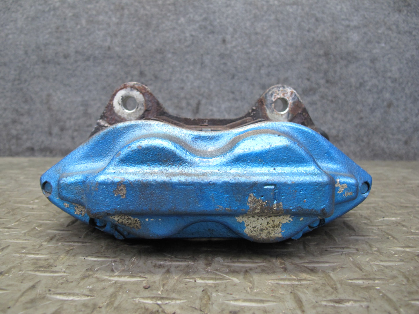 1998-2002 Lexus J100 LX470 AWD Front Left & Right Side Brake Caliper Set of 2