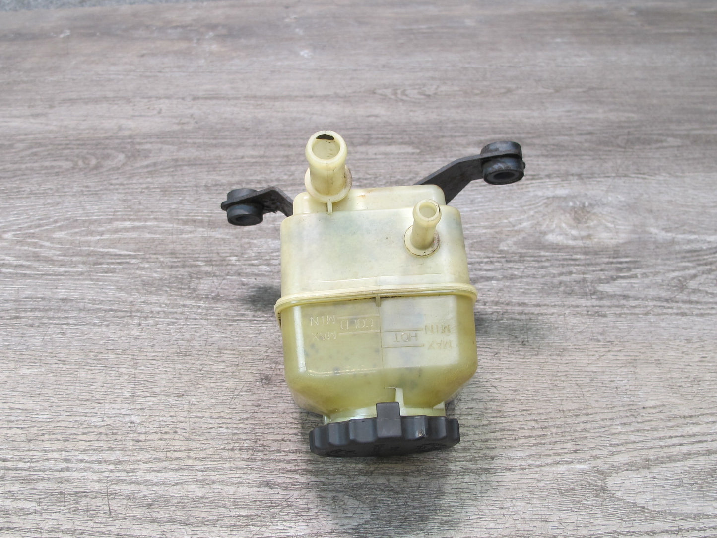 1998-2007 Lexus LX470 Power Steering Fluid Reservoir Bottle Tank W/ Bracket