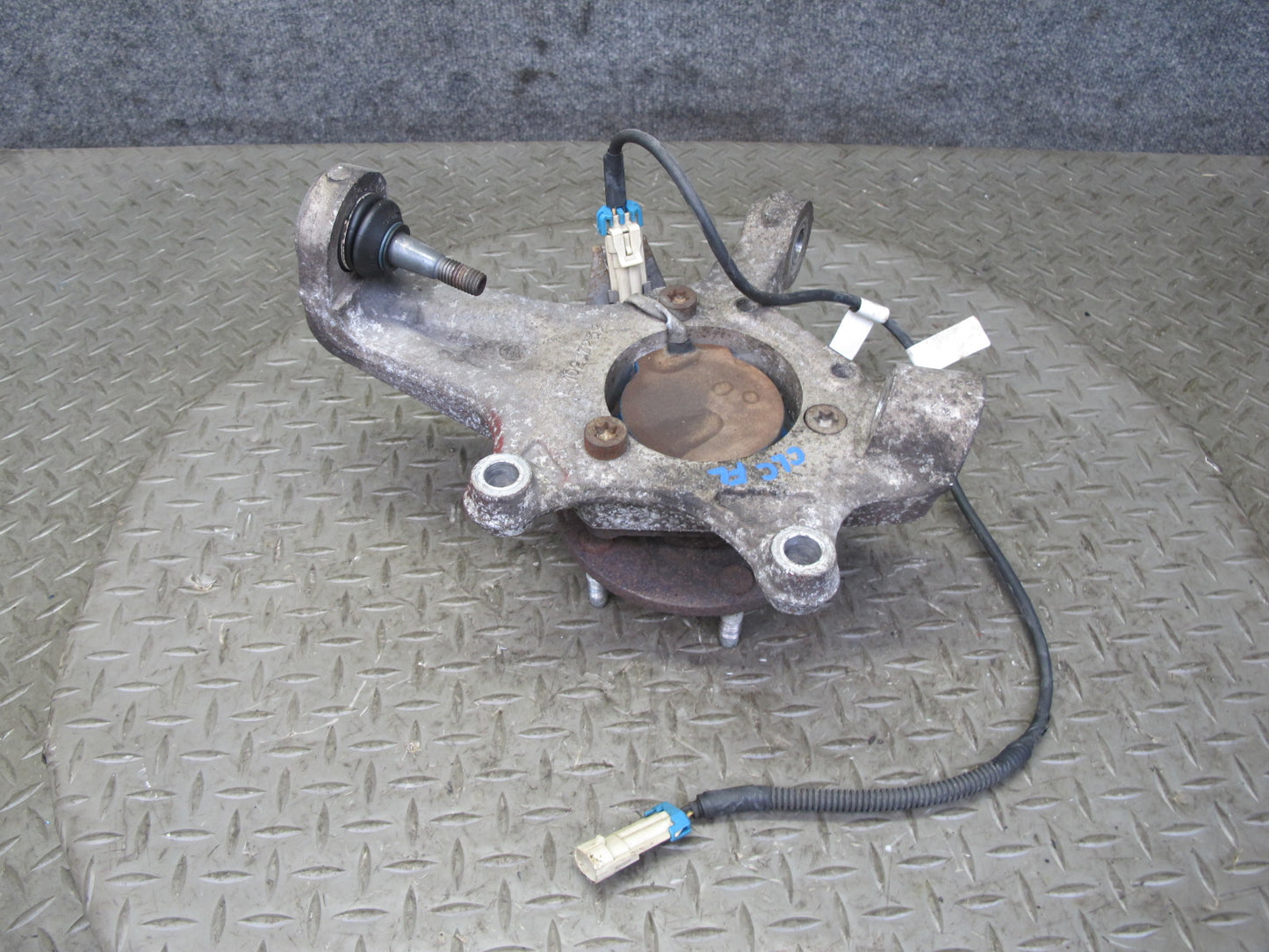 97-04 Chevrolet Corvette C5 Front Left Spindle Knuckle Wheel Hub Bearing OEM