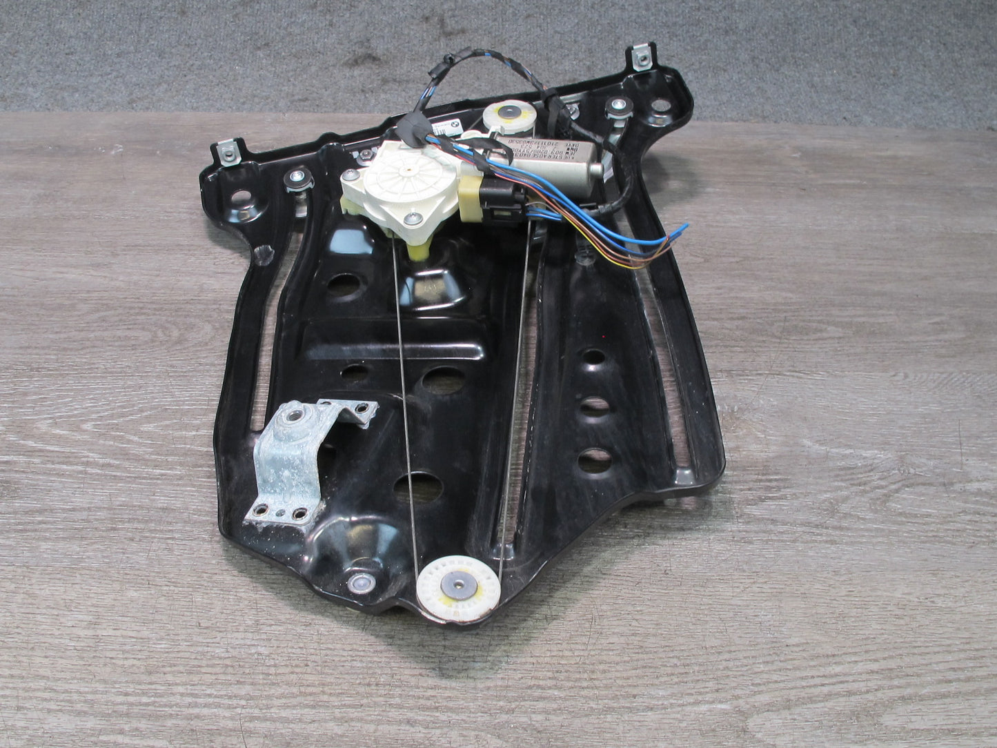 2012-2018 BMW F12 M6 Rear Left Side Quarter Window Regulator W/ Motor