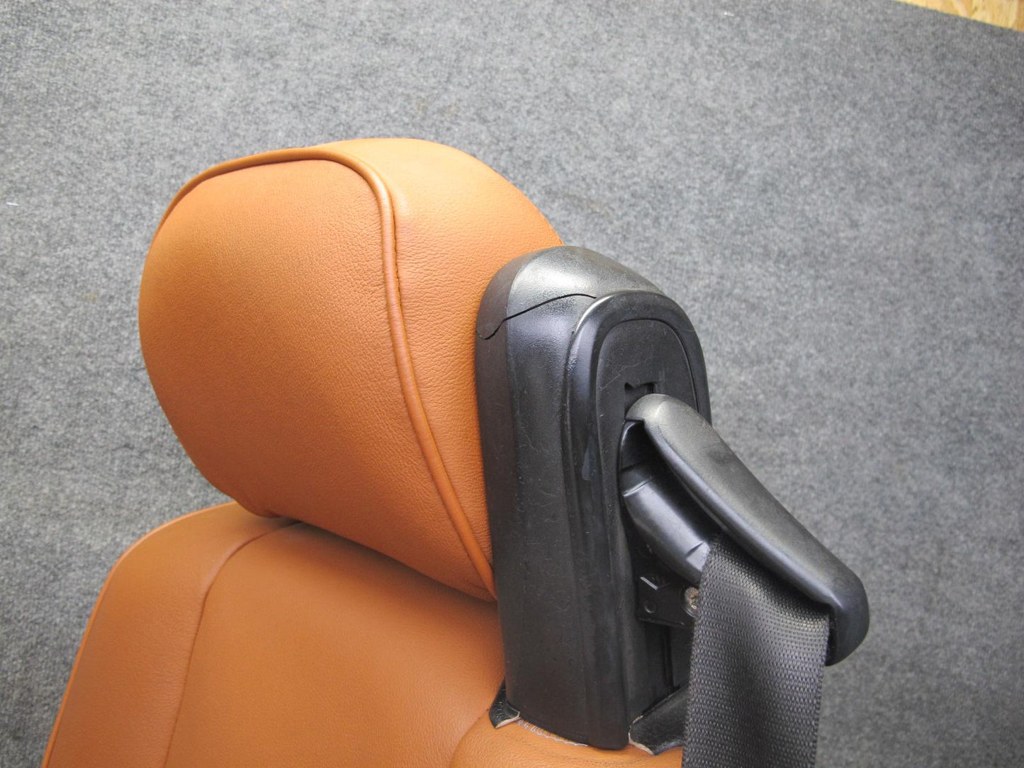 01-06 BMW E46 330ci Convert Front Right Left  Sport Heated Leather Seat Set OEM