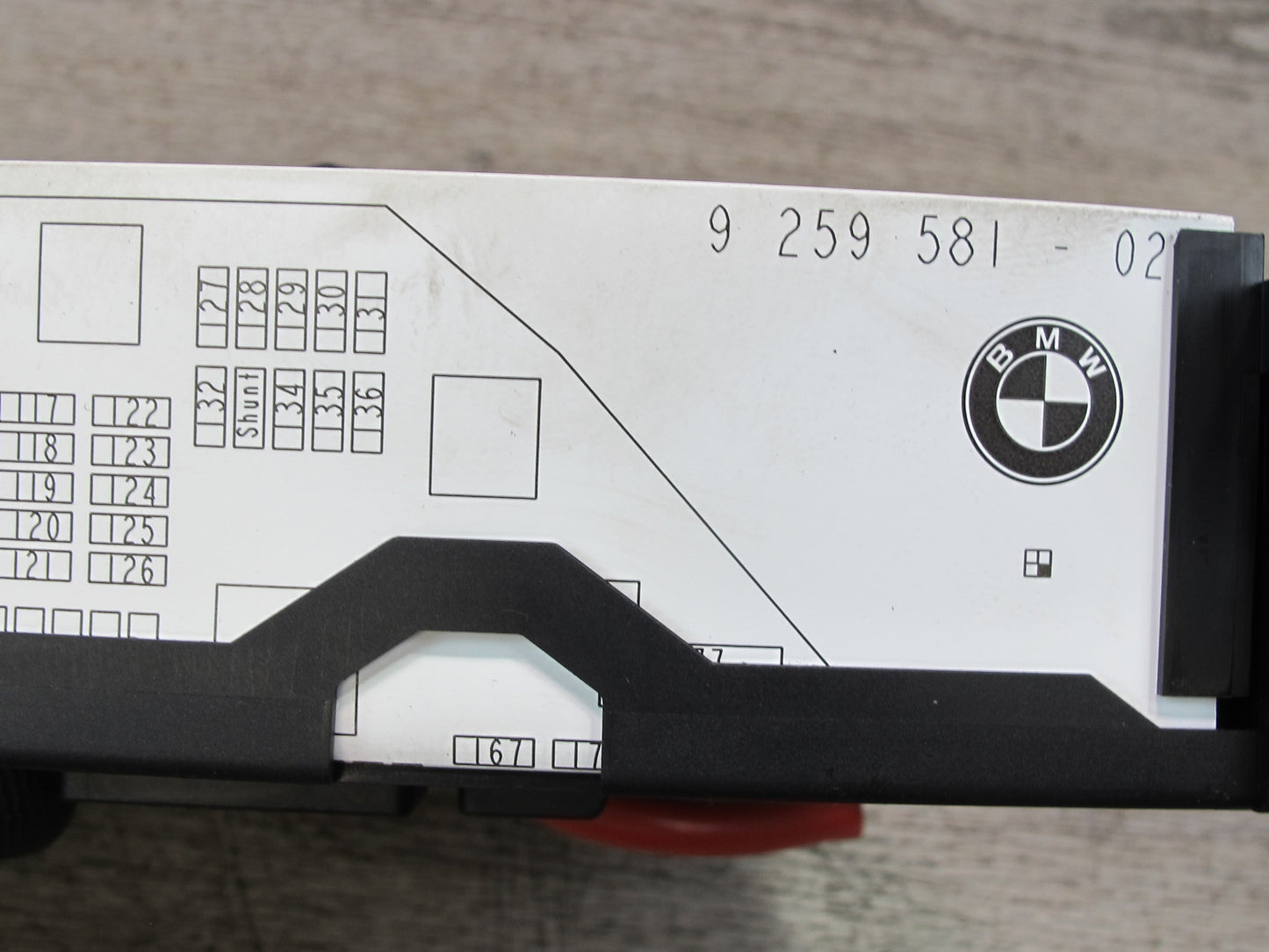 11-17 BMW F25 X3 Power Distribution Fuse Relay Box Module OEM