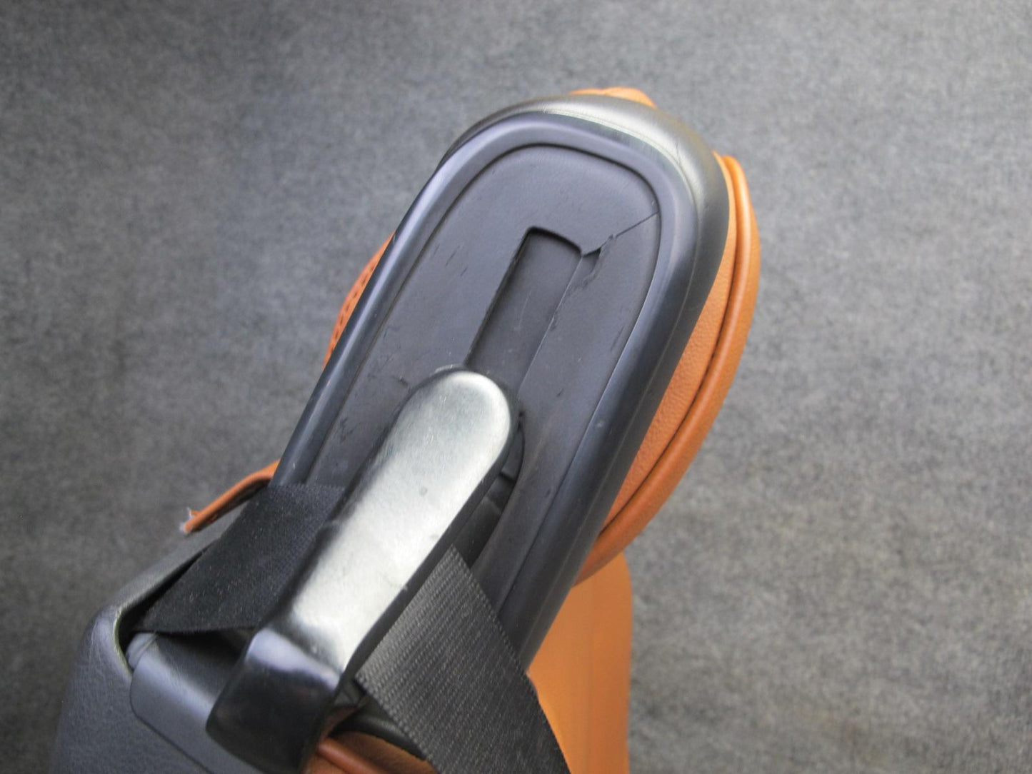 01-06 BMW E46 330ci Convert Front Right Left  Sport Heated Leather Seat Set OEM