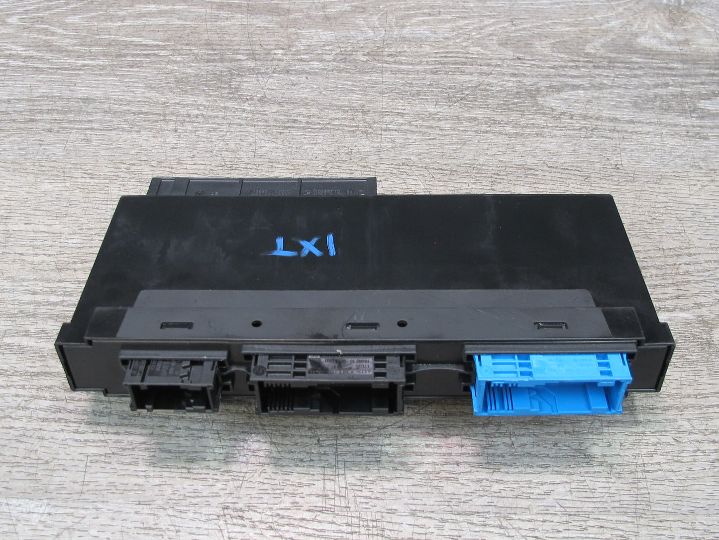 11-14 BMW F25 X3 Main Primary Body Junction Box Control Module 9305712 OEM