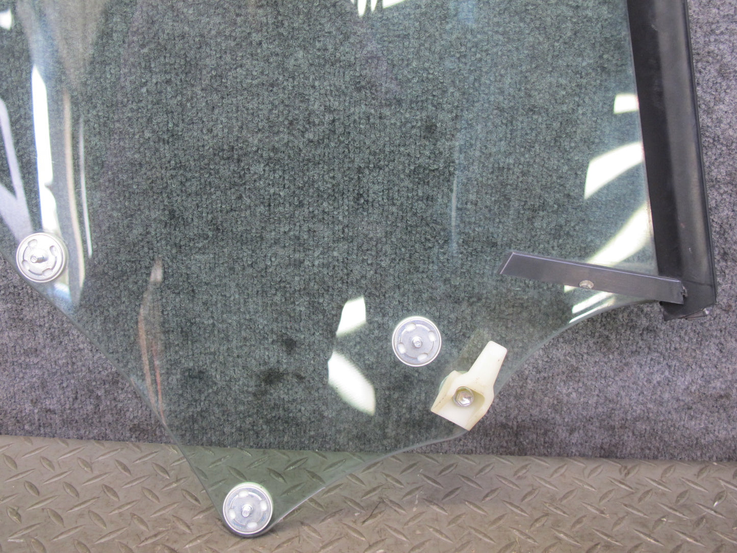 10-15 Lexus IS350 IS250 Convertible Rear Left Side Quarter Window Glass OEM