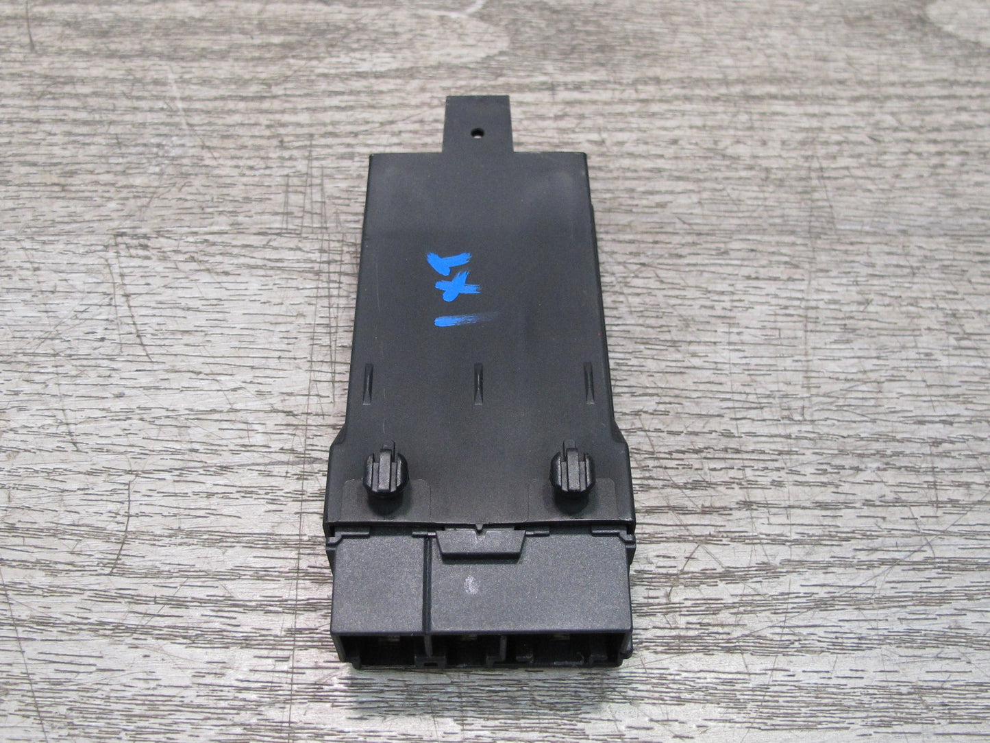 11-17 BMW F07 F10 F11 F25 X3 Heated Seat Control Module 9216468 OEM