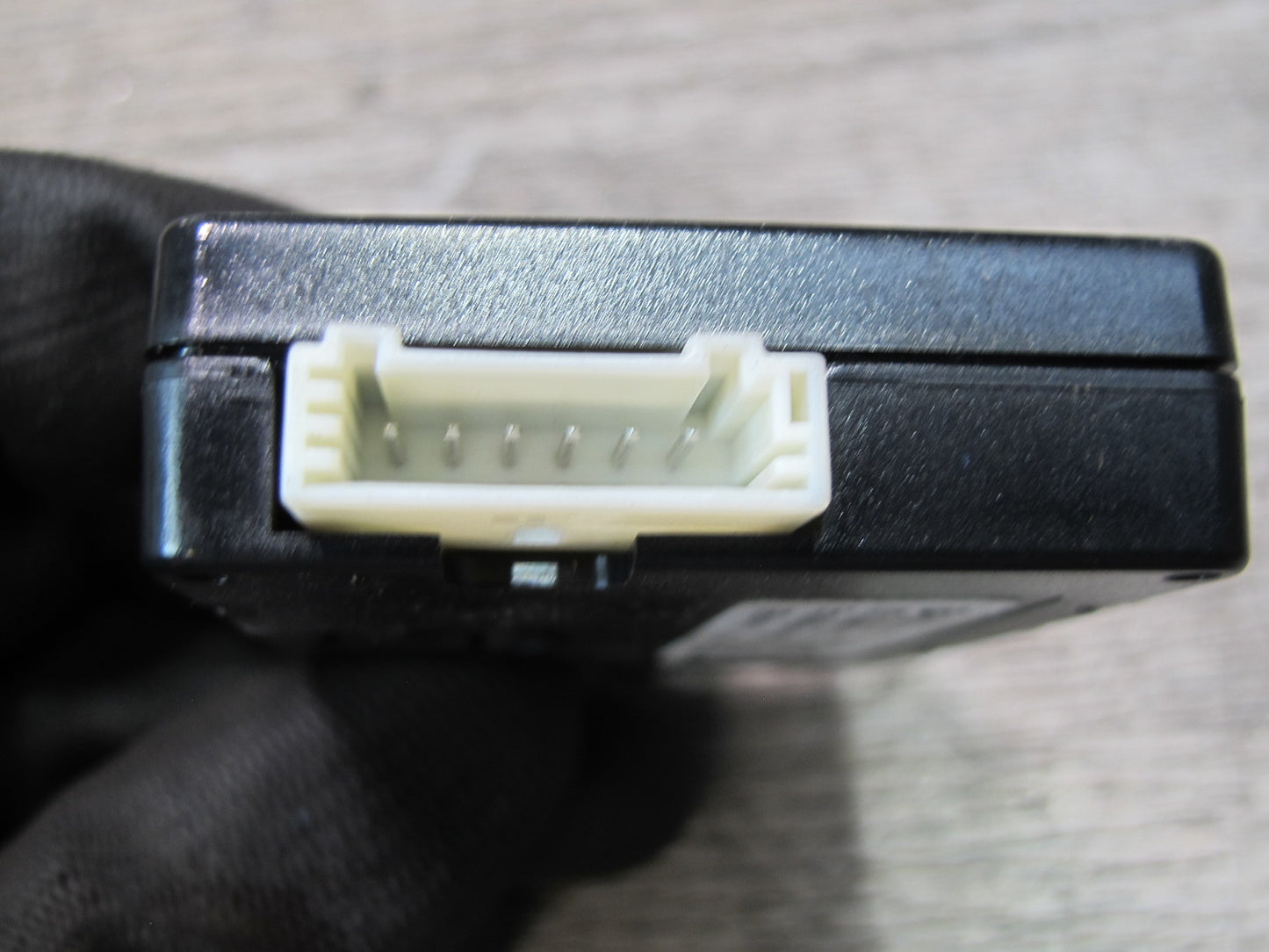 11-17 BMW F25 X3 Antenna Noise Filter Amplifier AMP Module 9202998 OEM