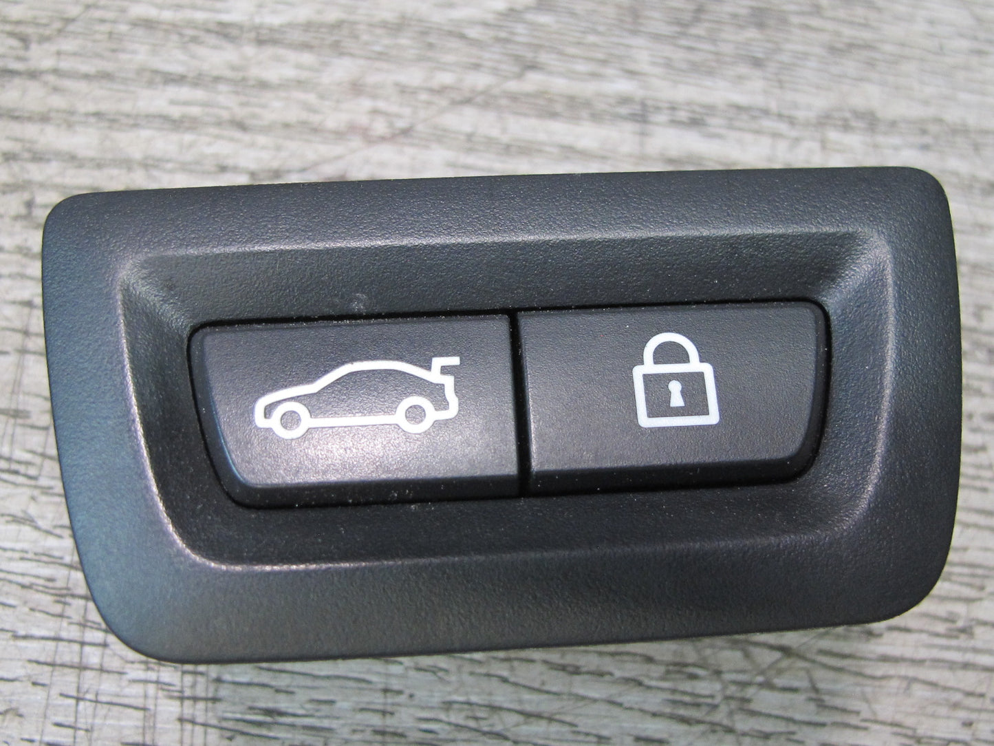 11-17 BMW F07 F10 F11 F25 X3 Rear Trunk Lid Release Button Switch 9275121 OEM