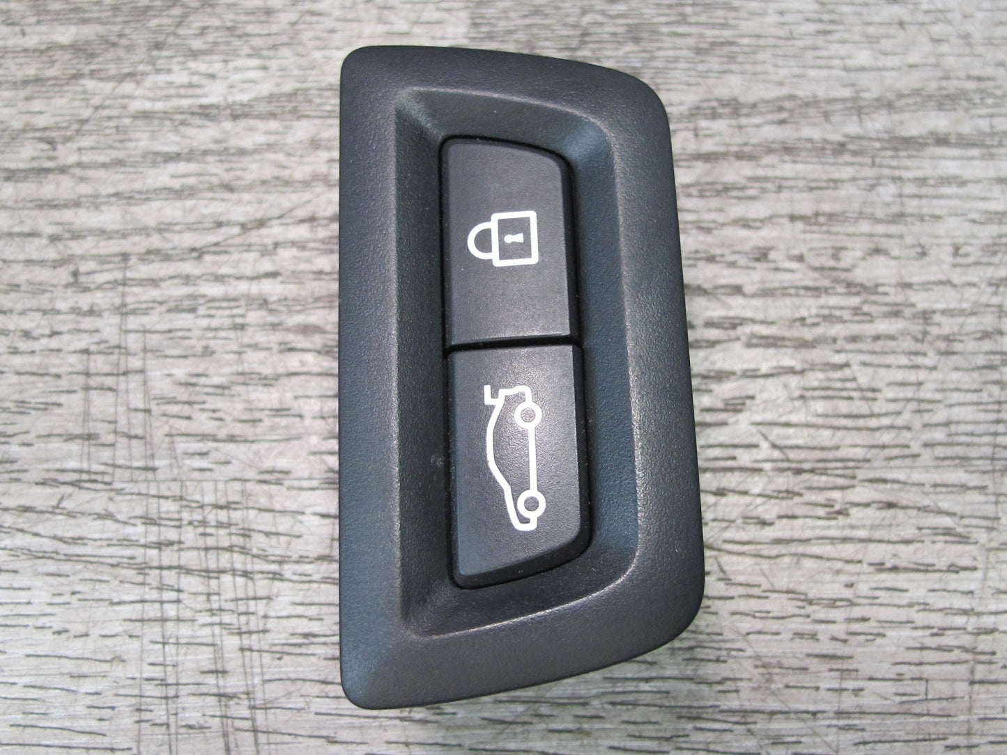 11-17 BMW F07 F10 F11 F25 X3 Rear Trunk Lid Release Button Switch 9275121 OEM